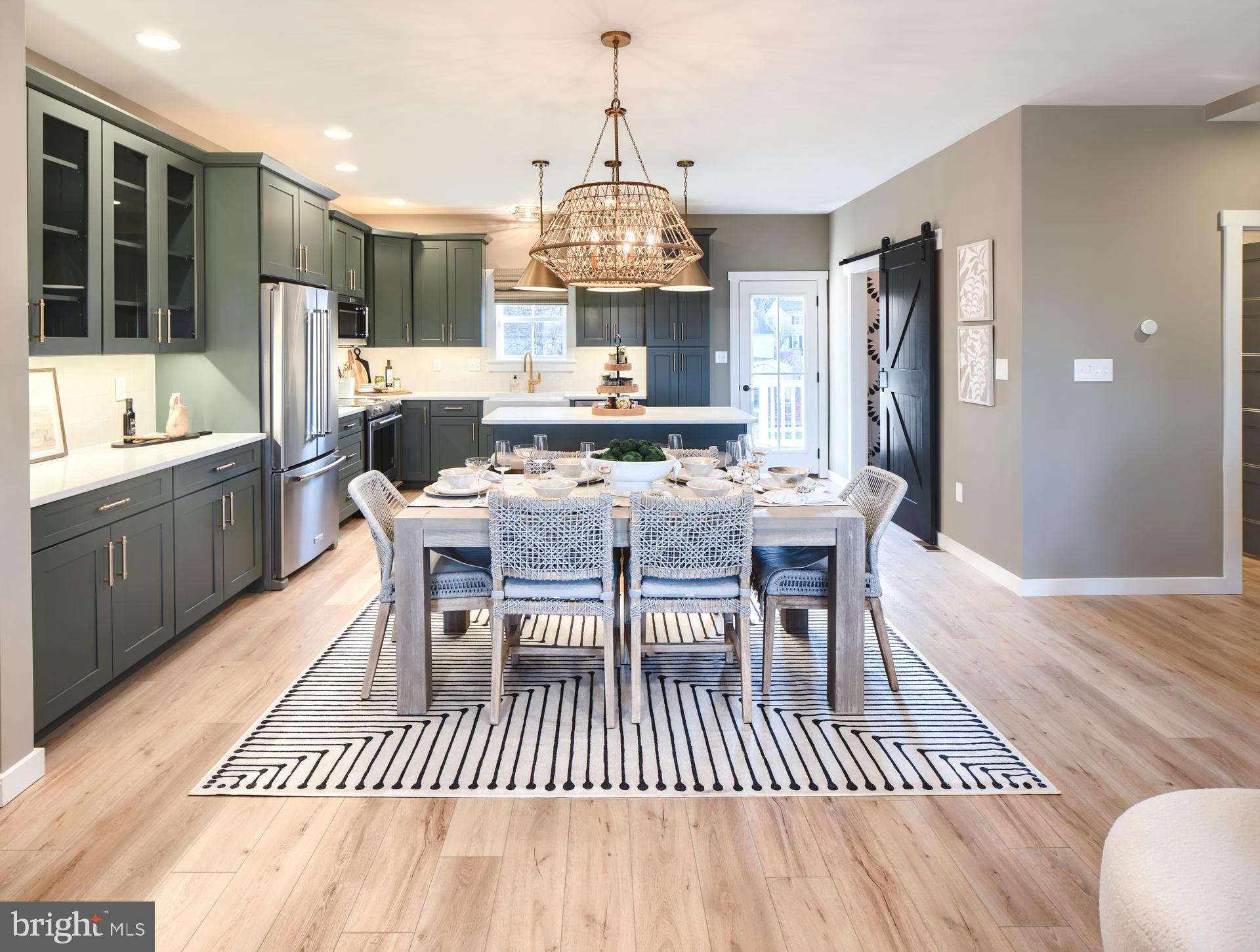 DEVON CREEK - Residential