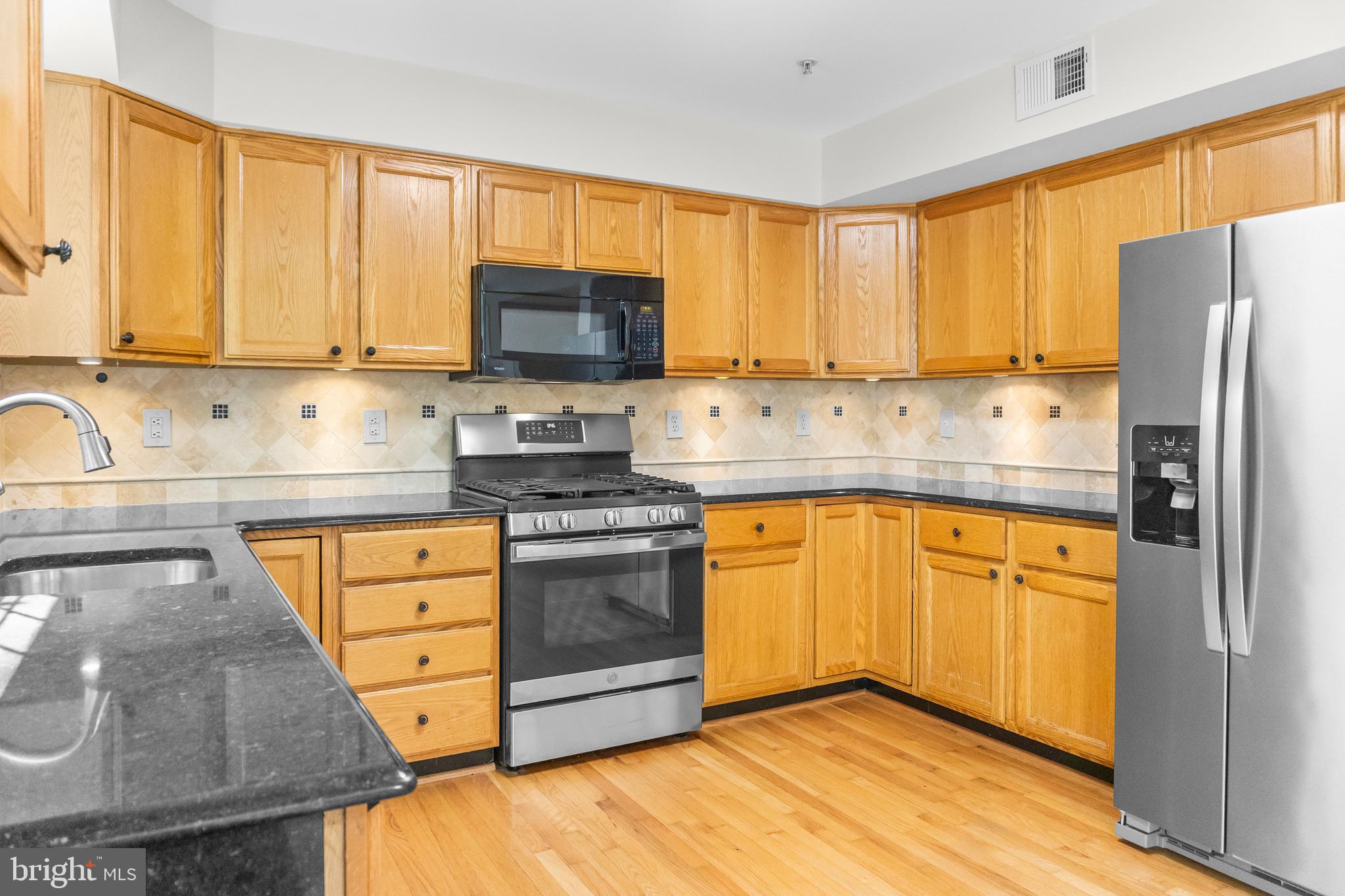 JAMES CREEK - Residential