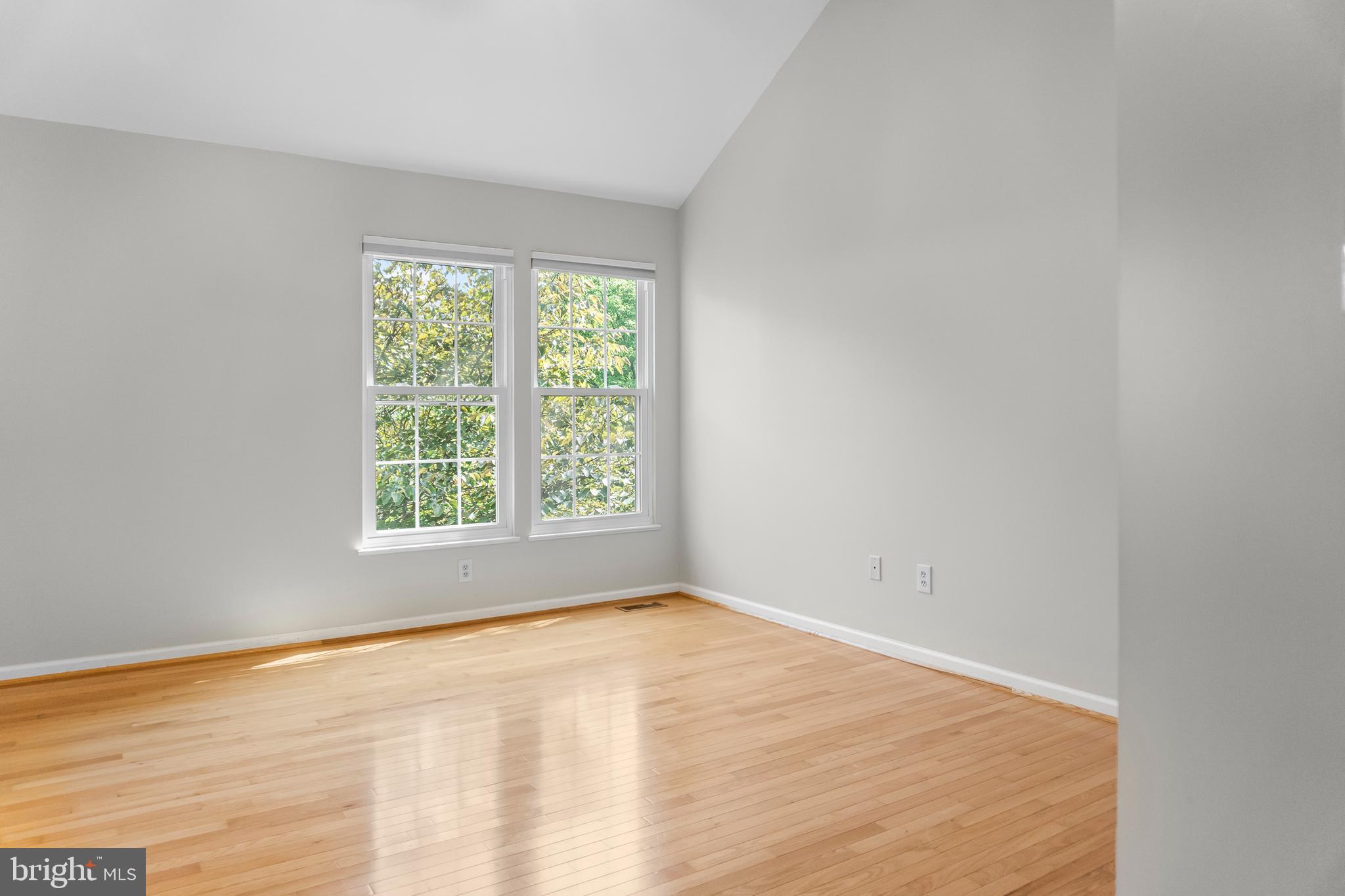 JAMES CREEK - Residential