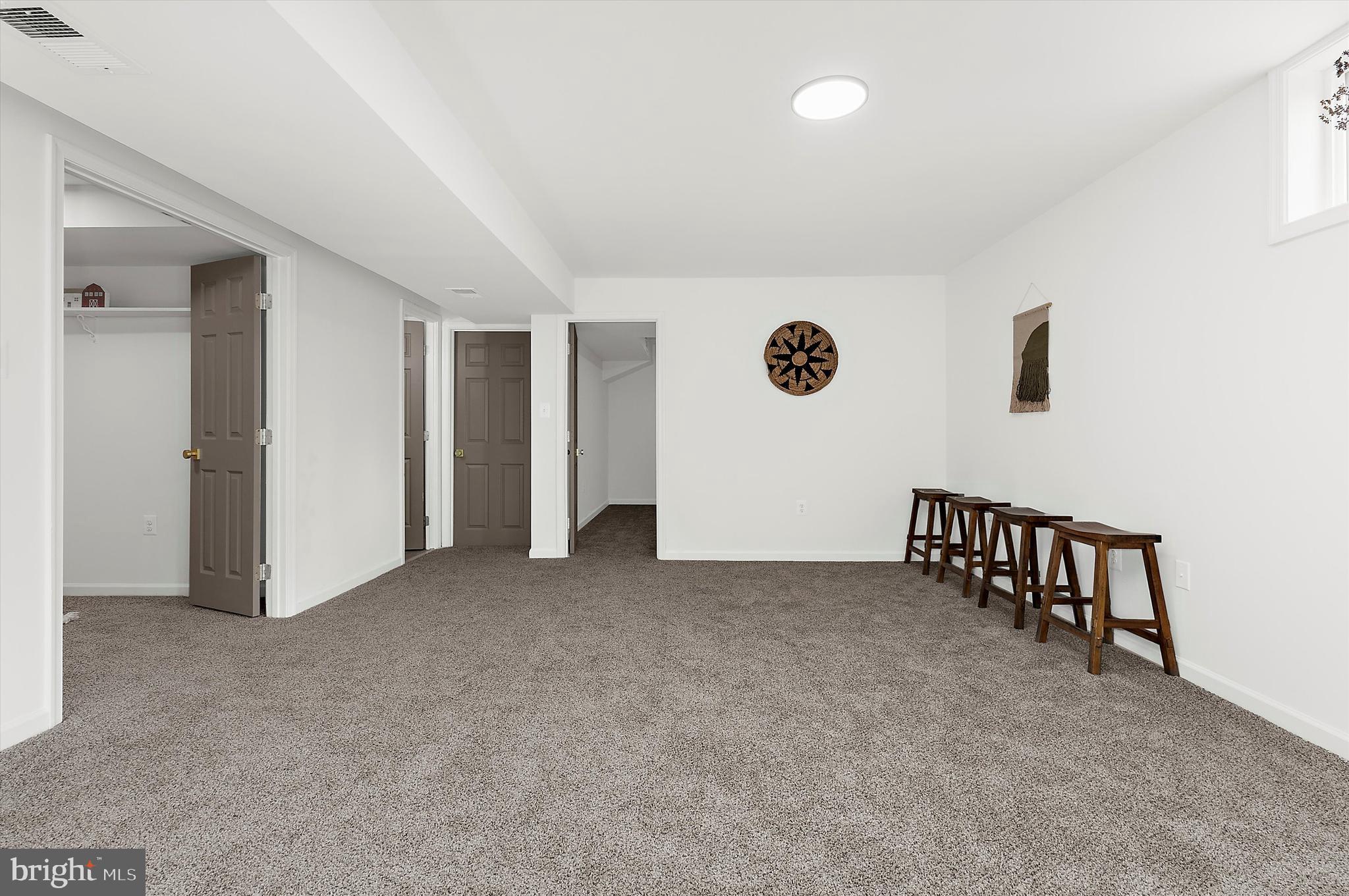 CAPITOL HEIGHTS - Residential