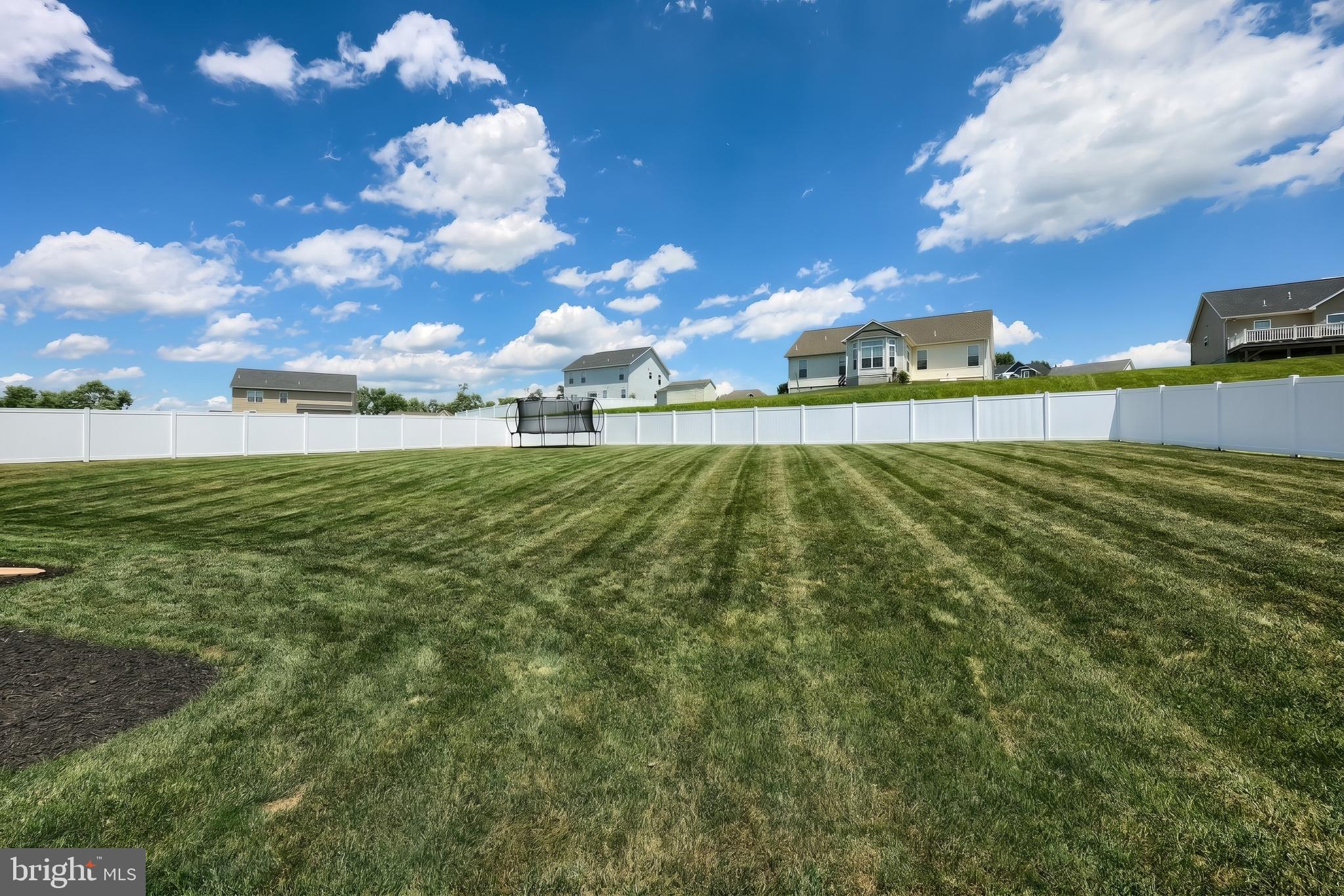 WHISPER RUN - Residential