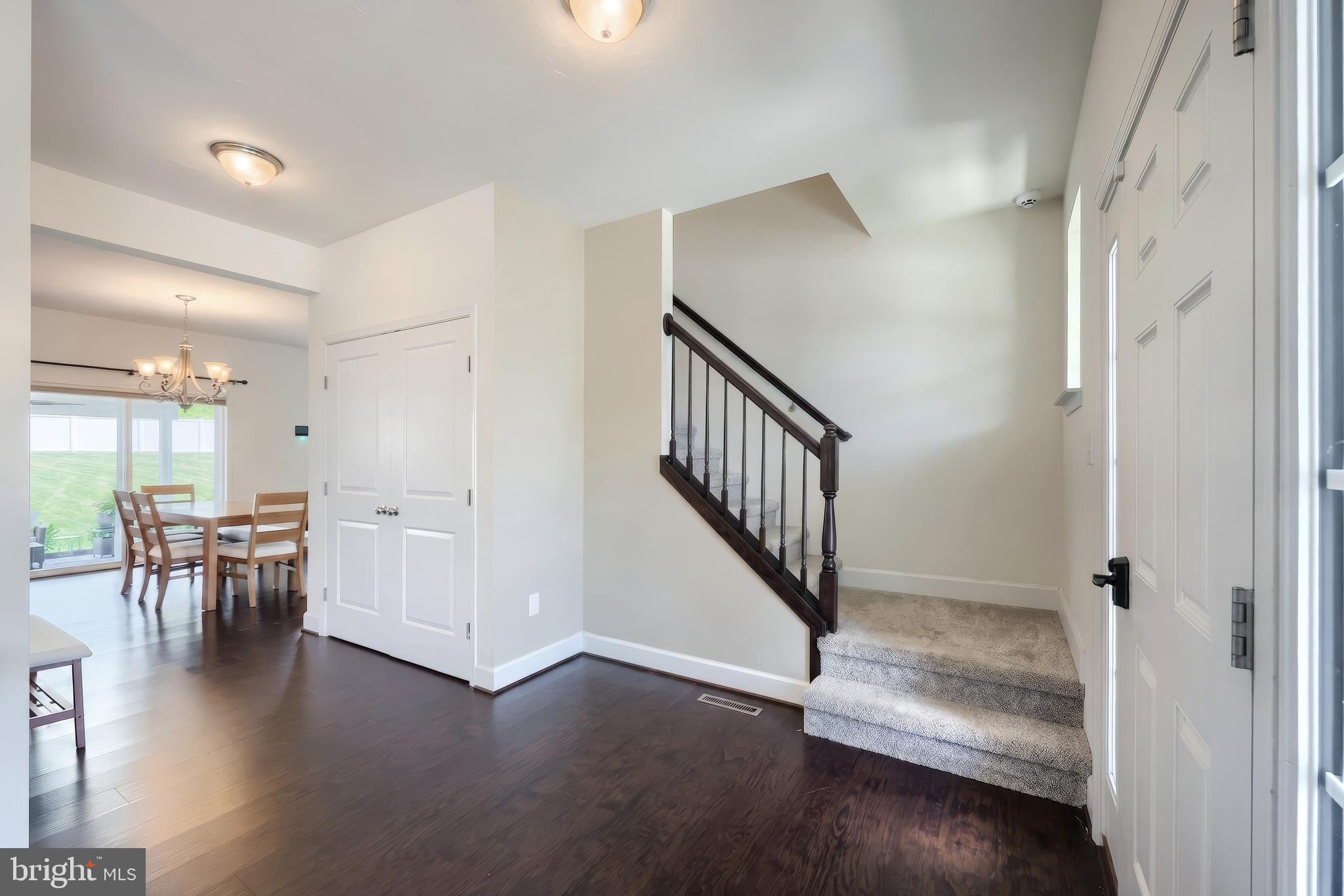 WHISPER RUN - Residential