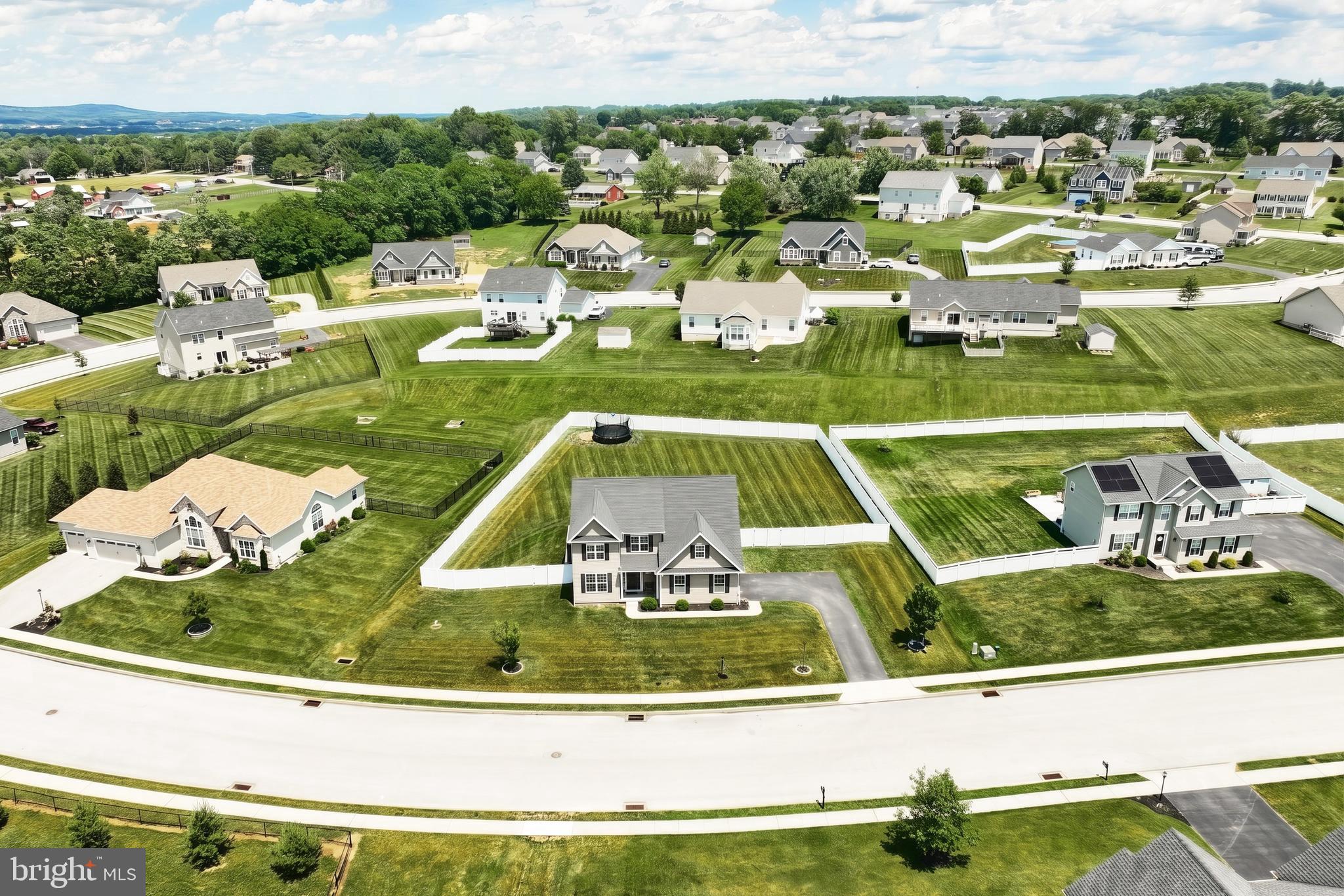 WHISPER RUN - Residential