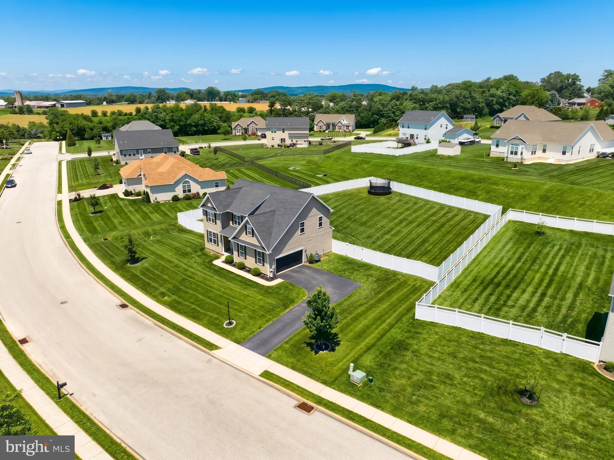 WHISPER RUN - Residential