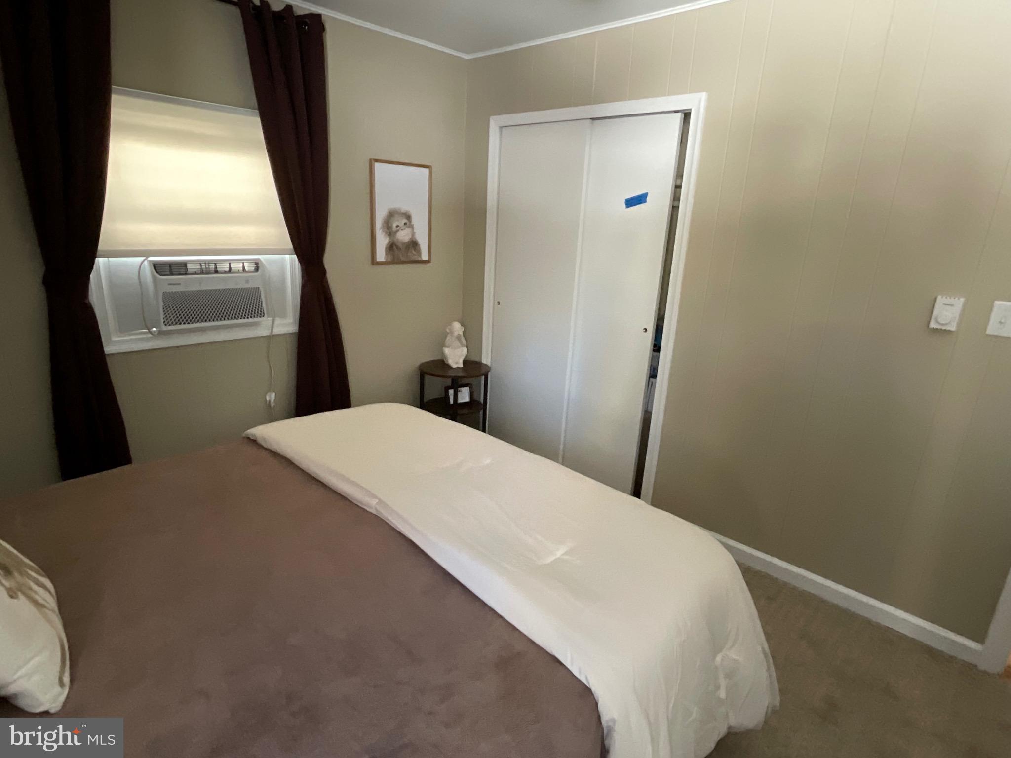 ARROWHEAD  LAKES - Residential