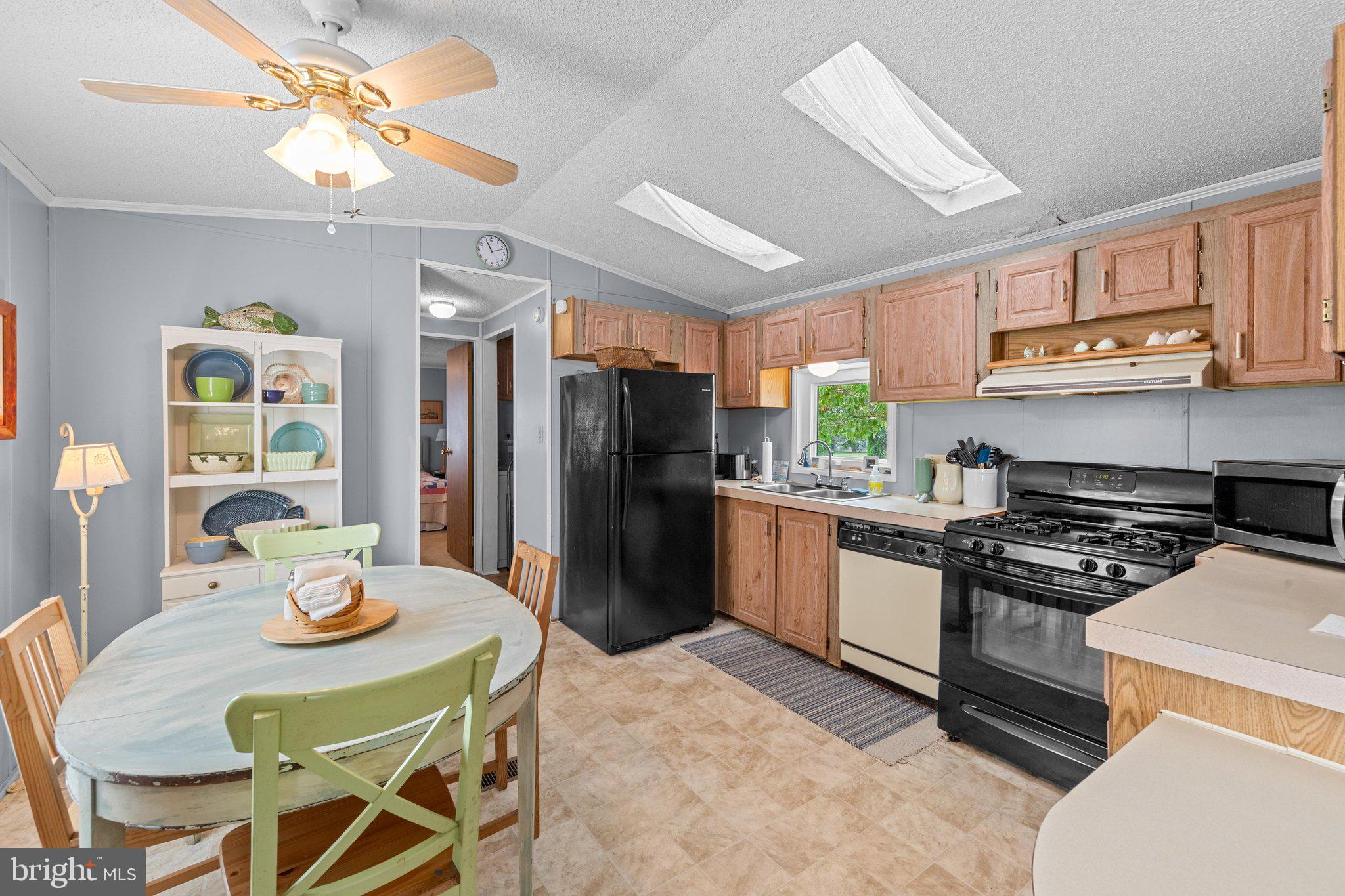 SUSSEX EAST MHP - Residential