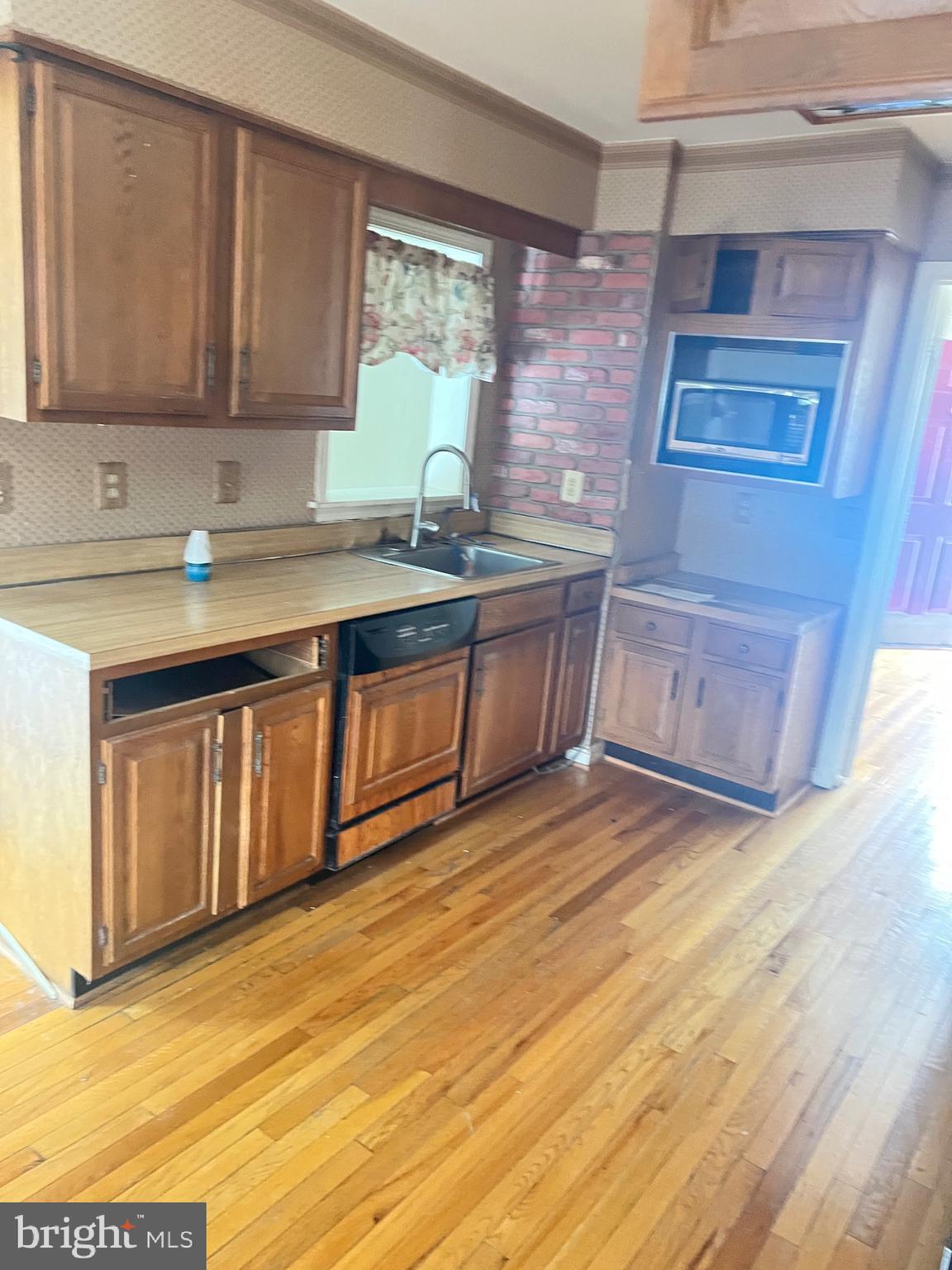 FAIRFAX STATION - Residential
