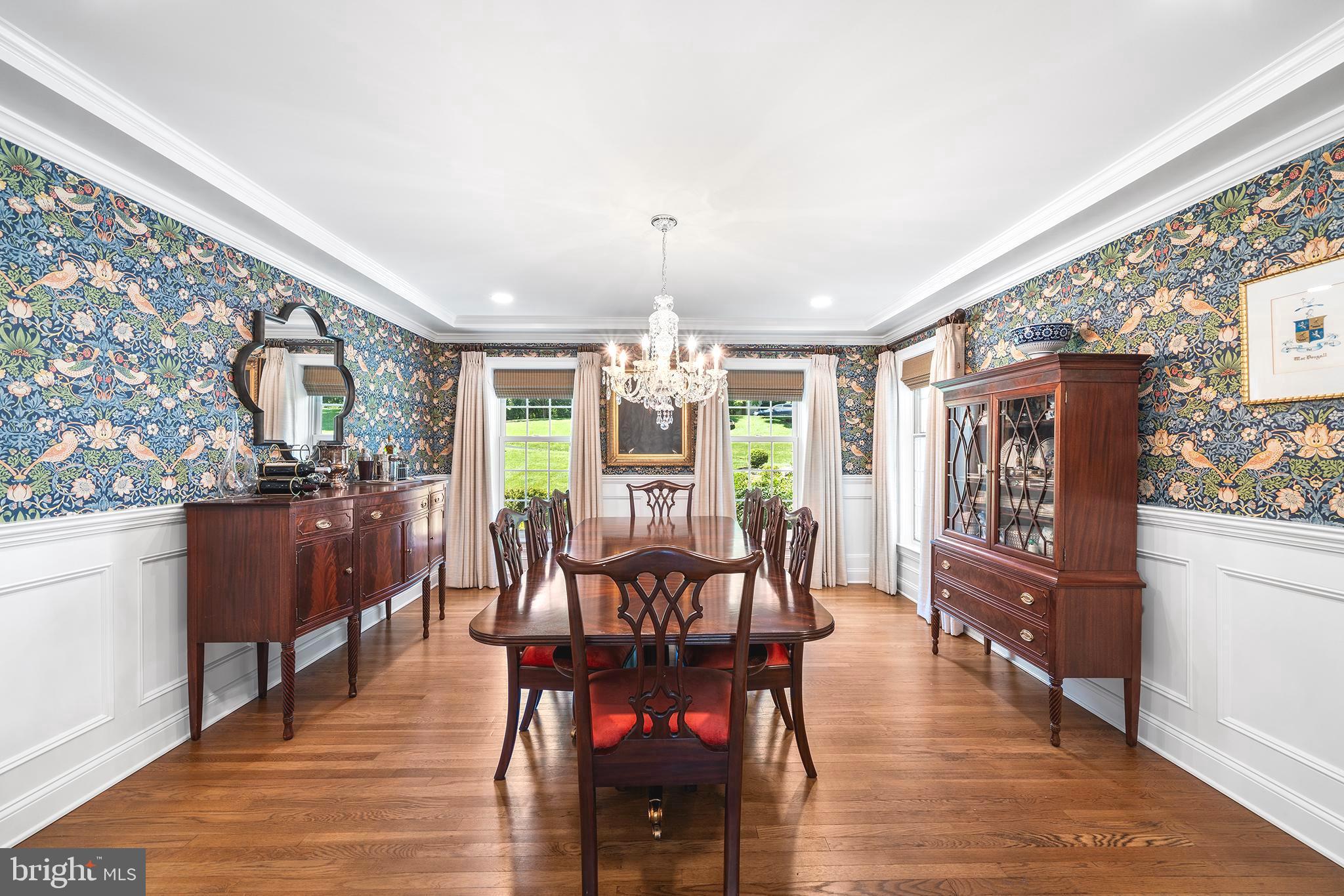 SHADOW OAK - Residential