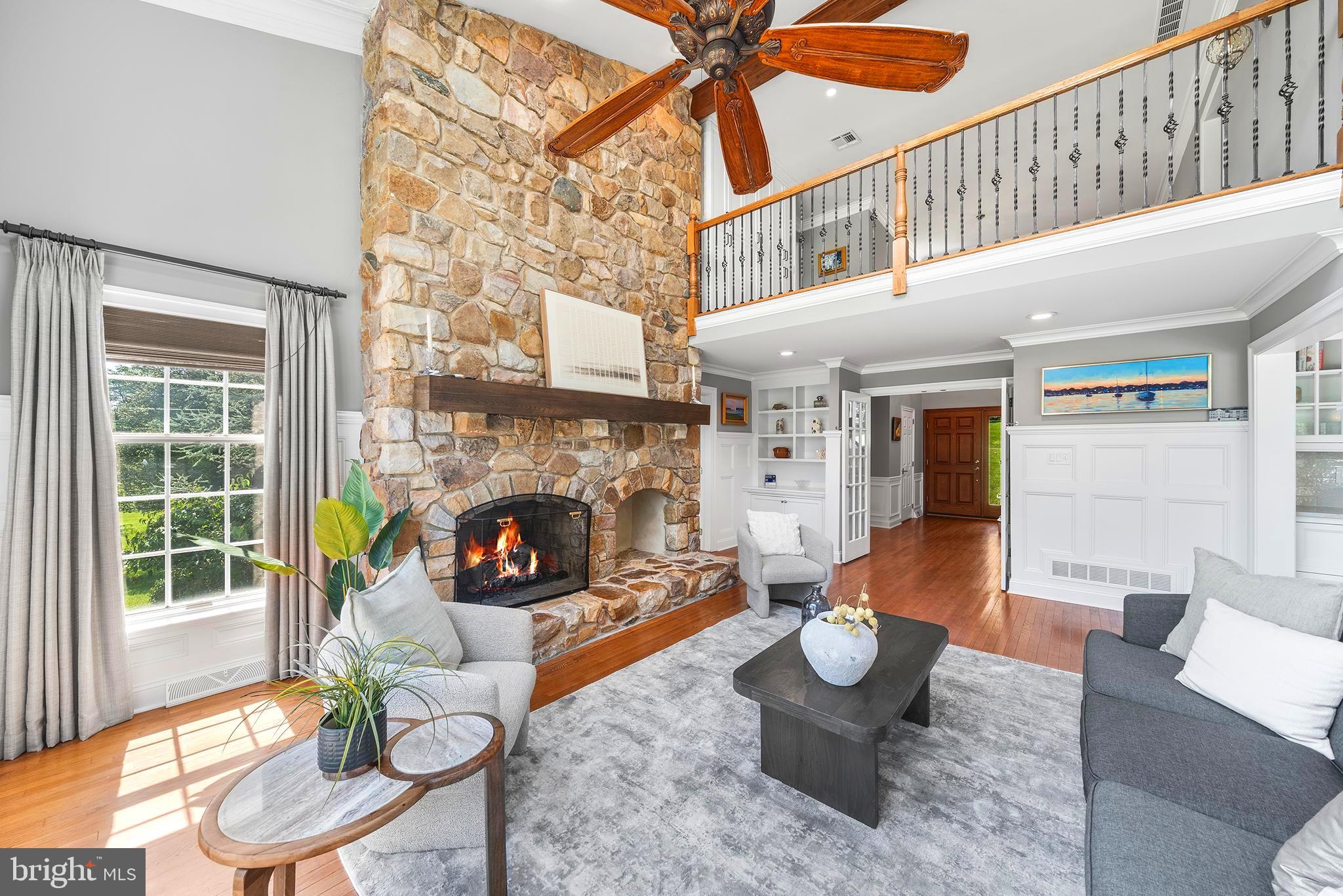 SHADOW OAK - Residential