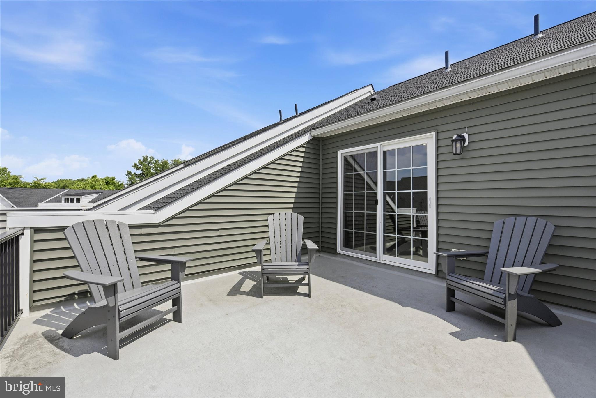 STEELPOINTE - Residential