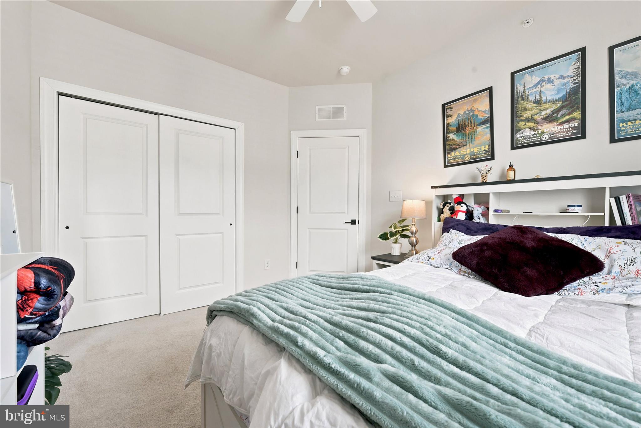 STEELPOINTE - Residential