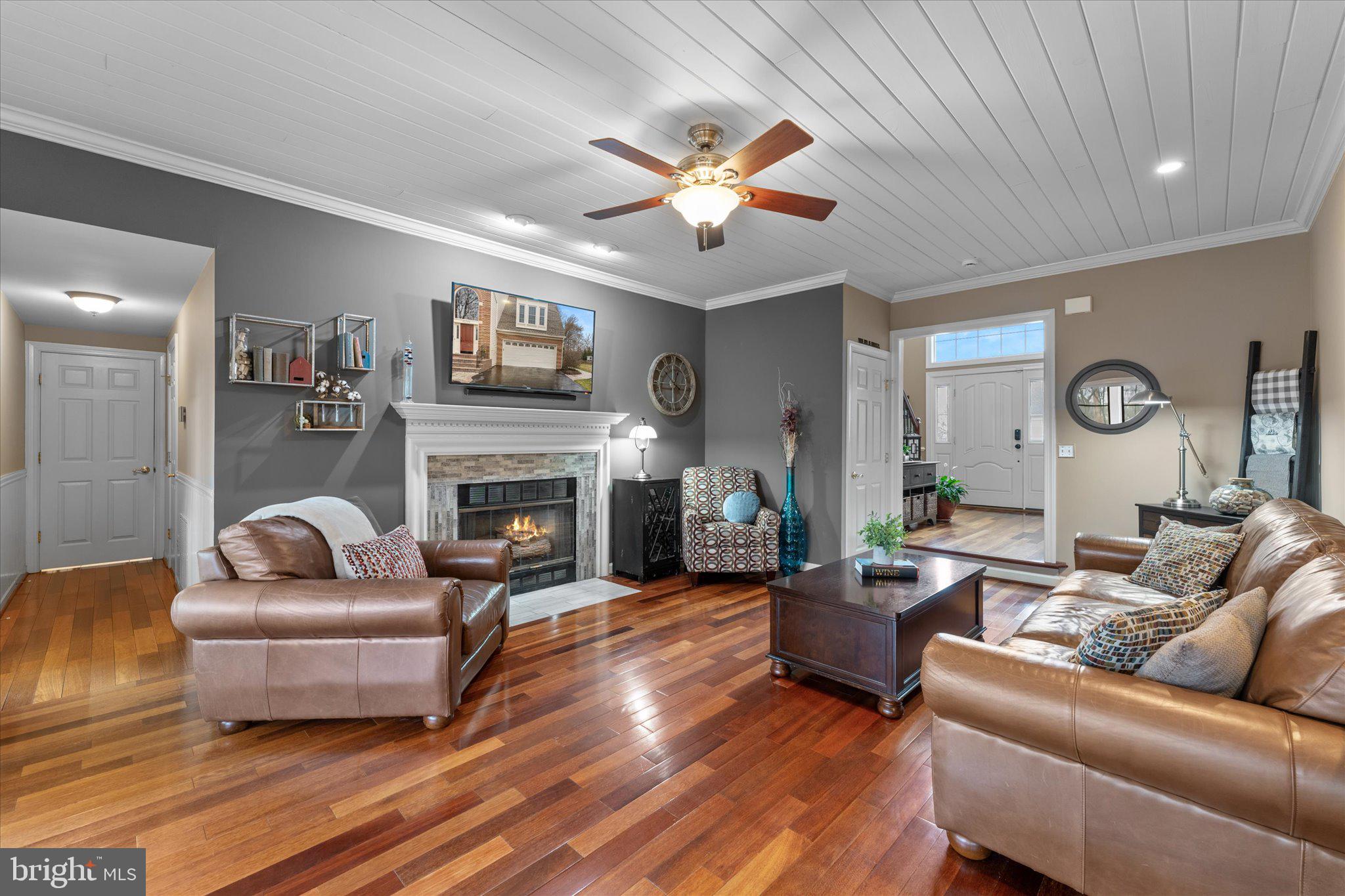 ASHBURN VILLAGE - Residential