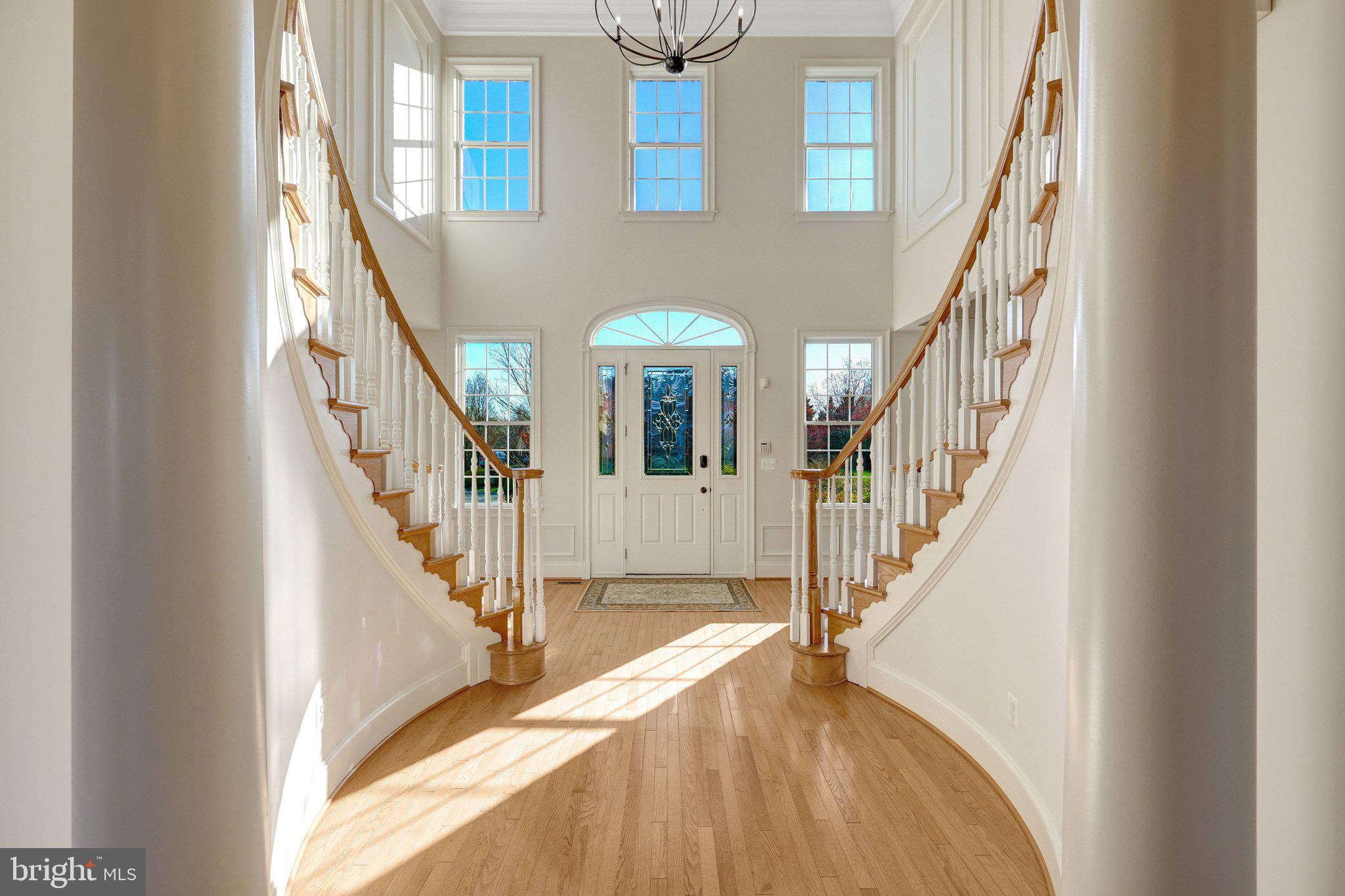 LOUDOUN VALLEY ESTATES - Residential