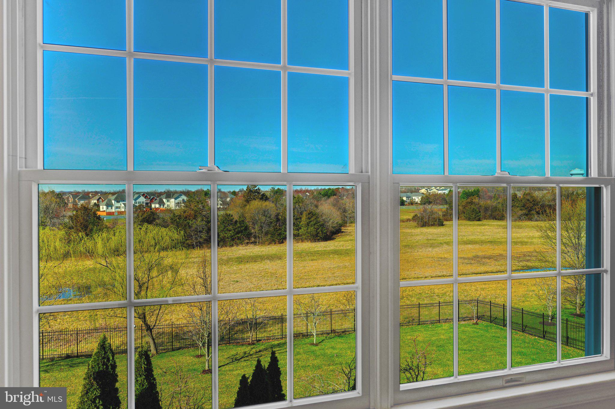 LOUDOUN VALLEY ESTATES - Residential