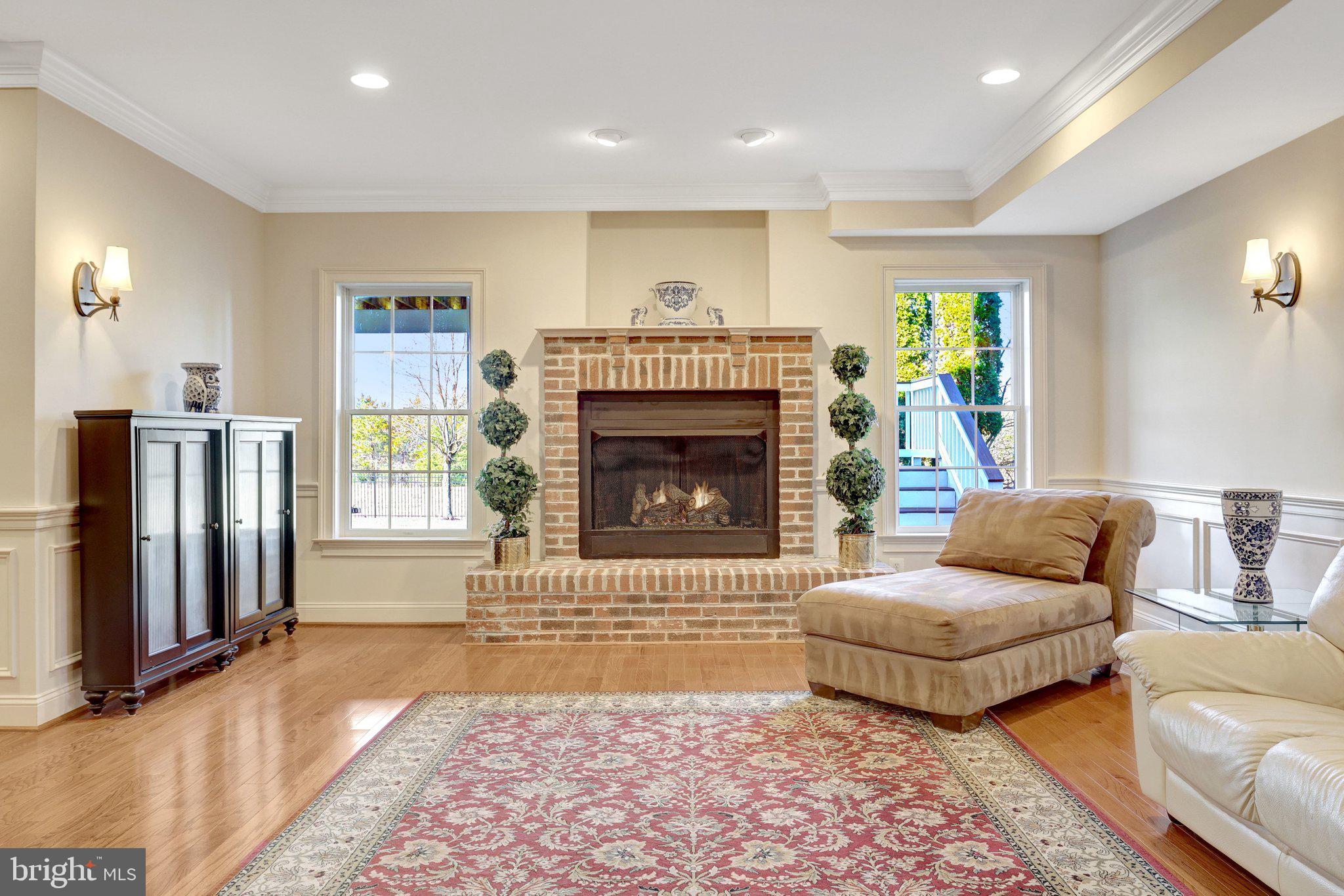 LOUDOUN VALLEY ESTATES - Residential