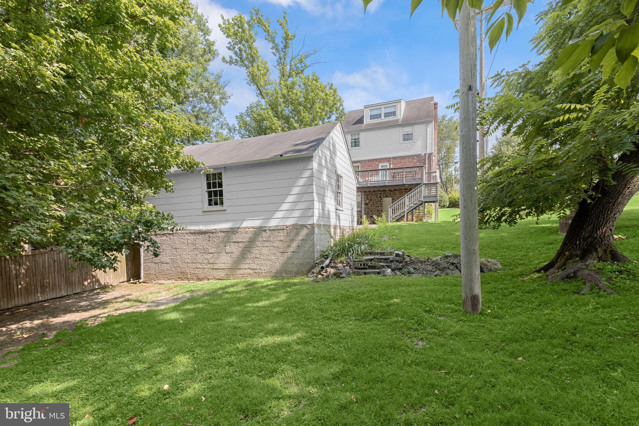 ARBUTUS - Residential