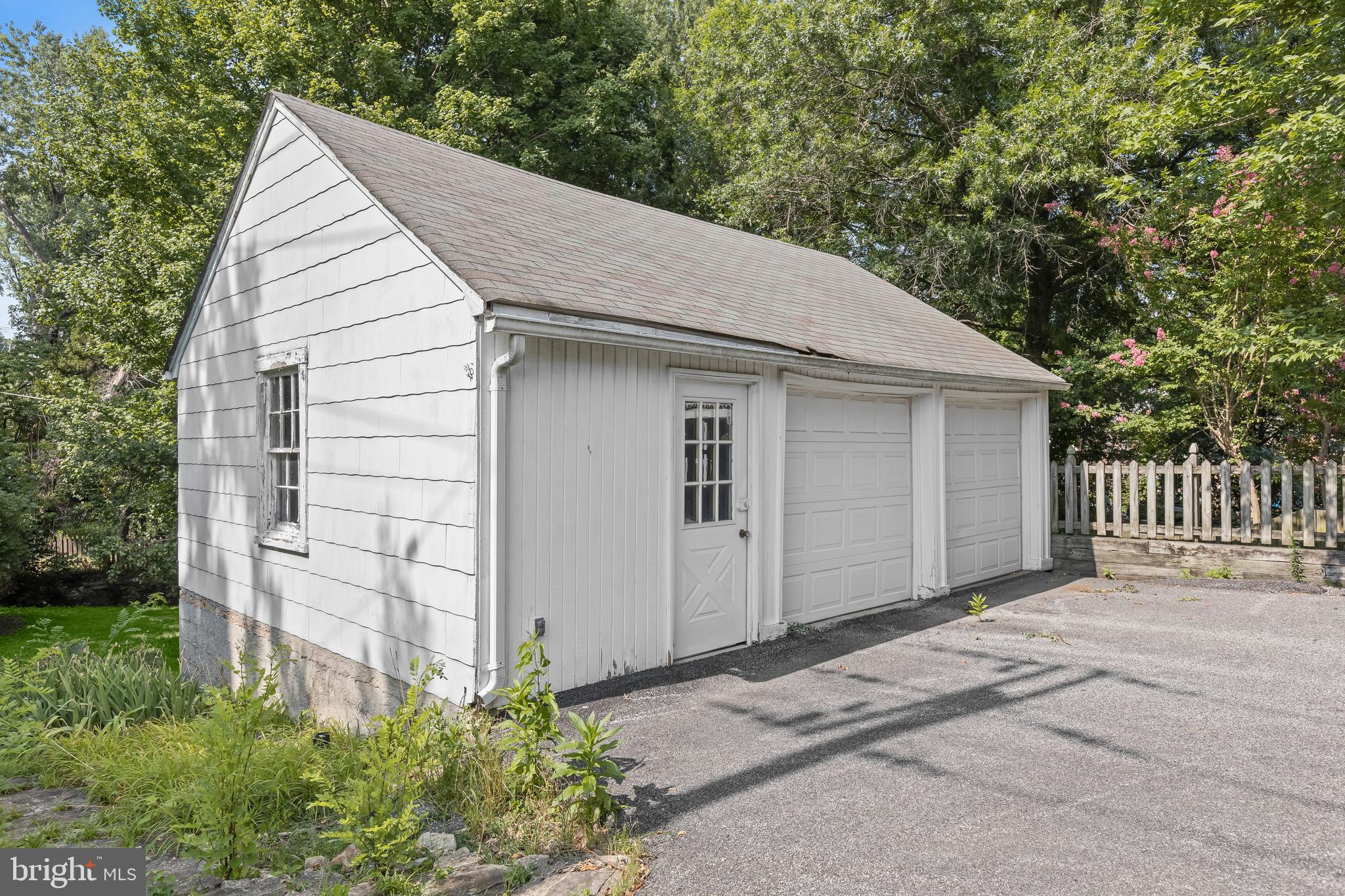 ARBUTUS - Residential