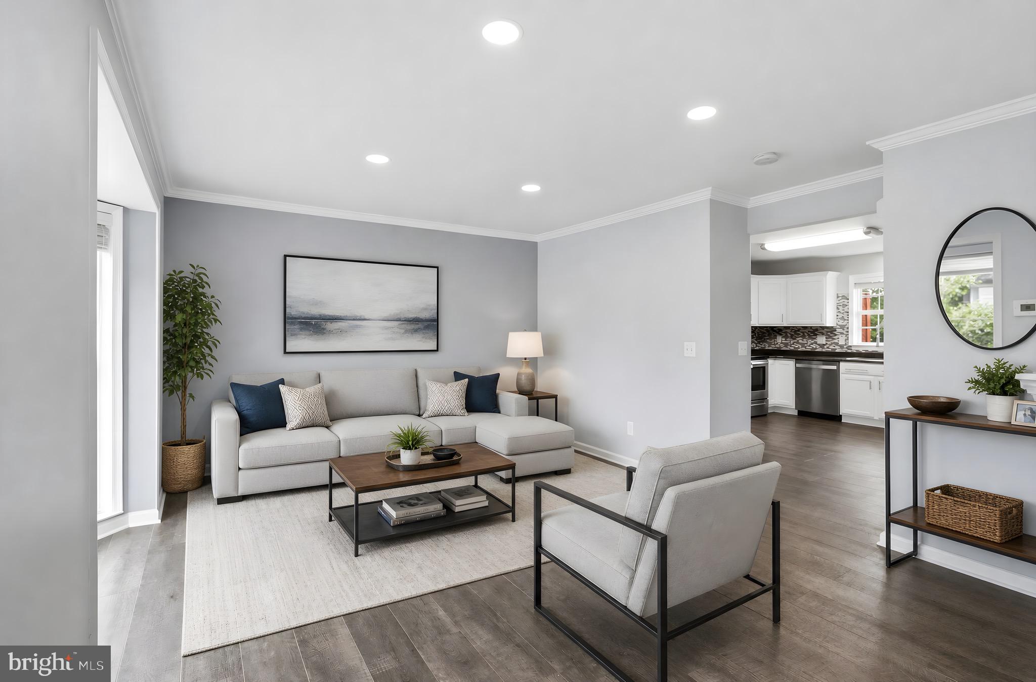 ASHBURN MANOR - Residential