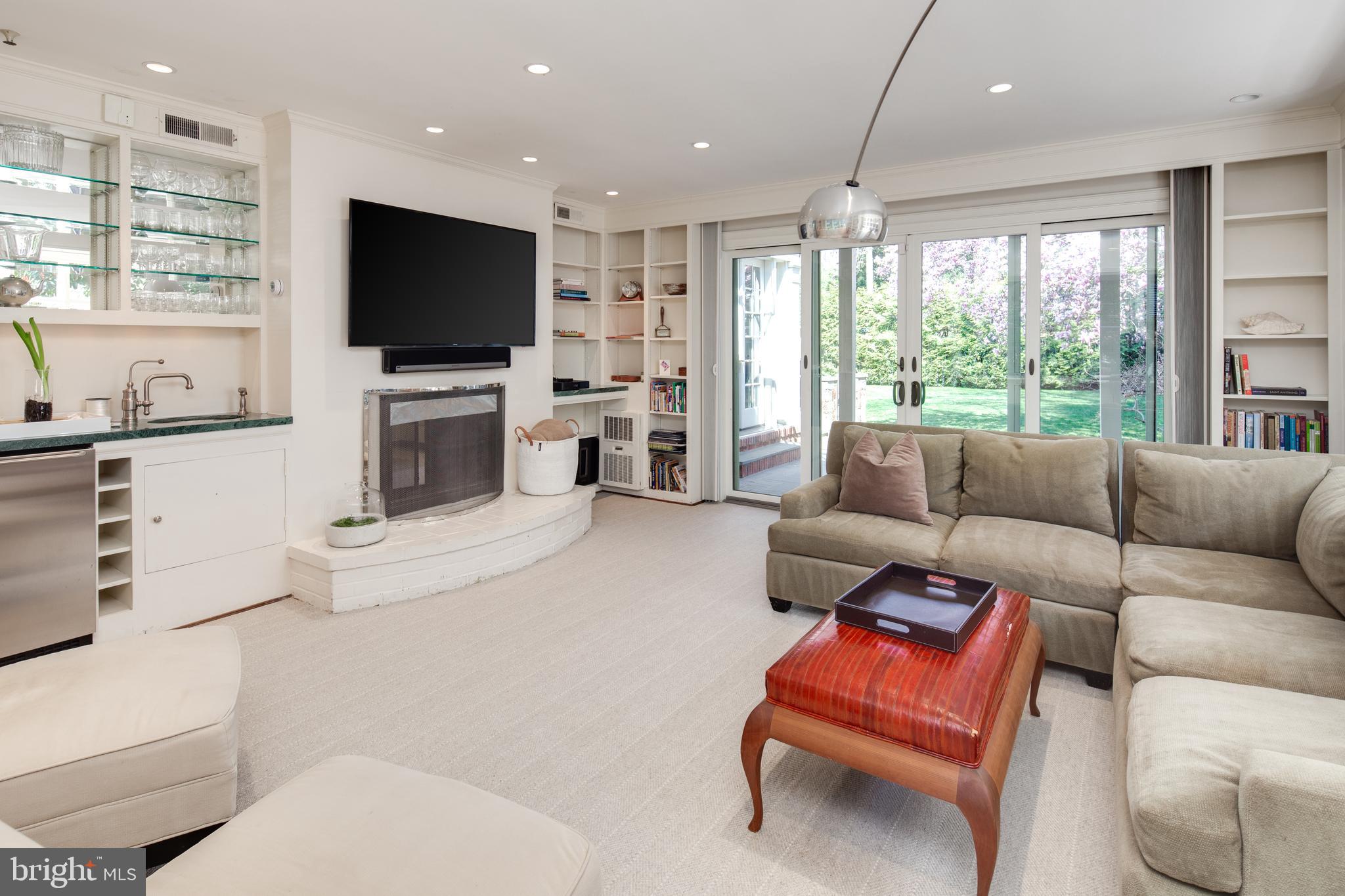 WESLEY HEIGHTS - Residential