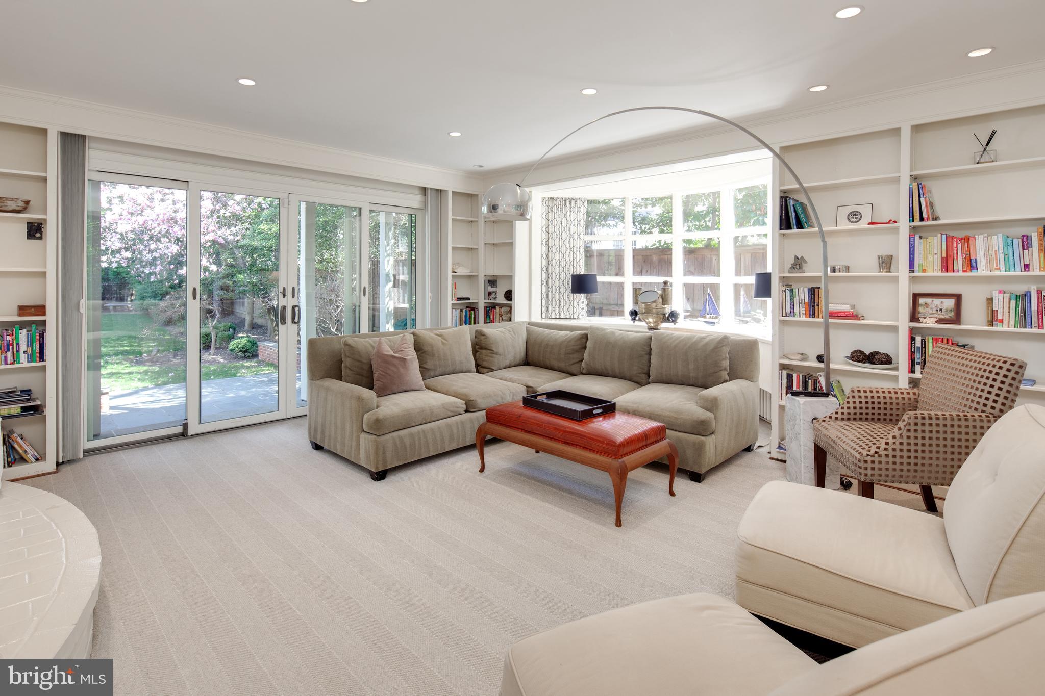 WESLEY HEIGHTS - Residential