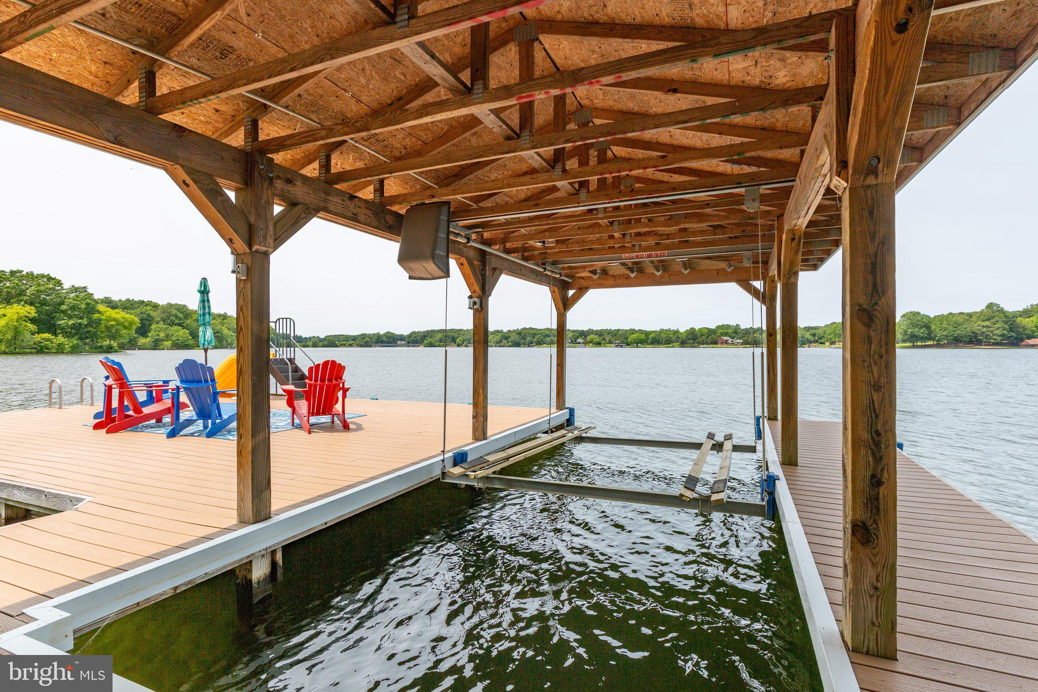 LONG ACRES - Residential