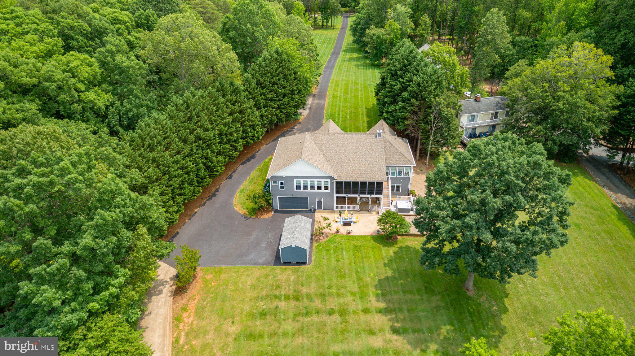 LONG ACRES - Residential