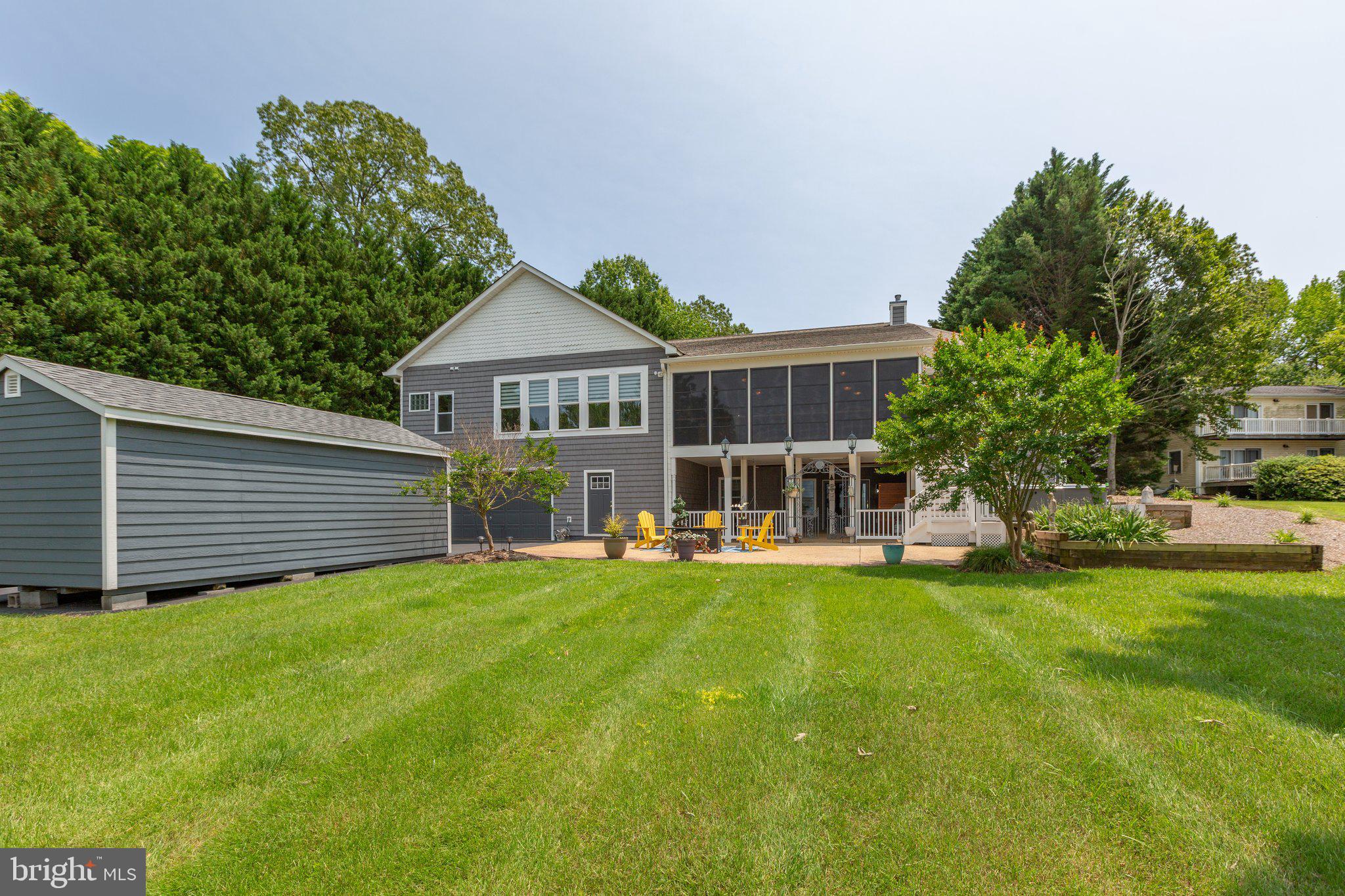 LONG ACRES - Residential