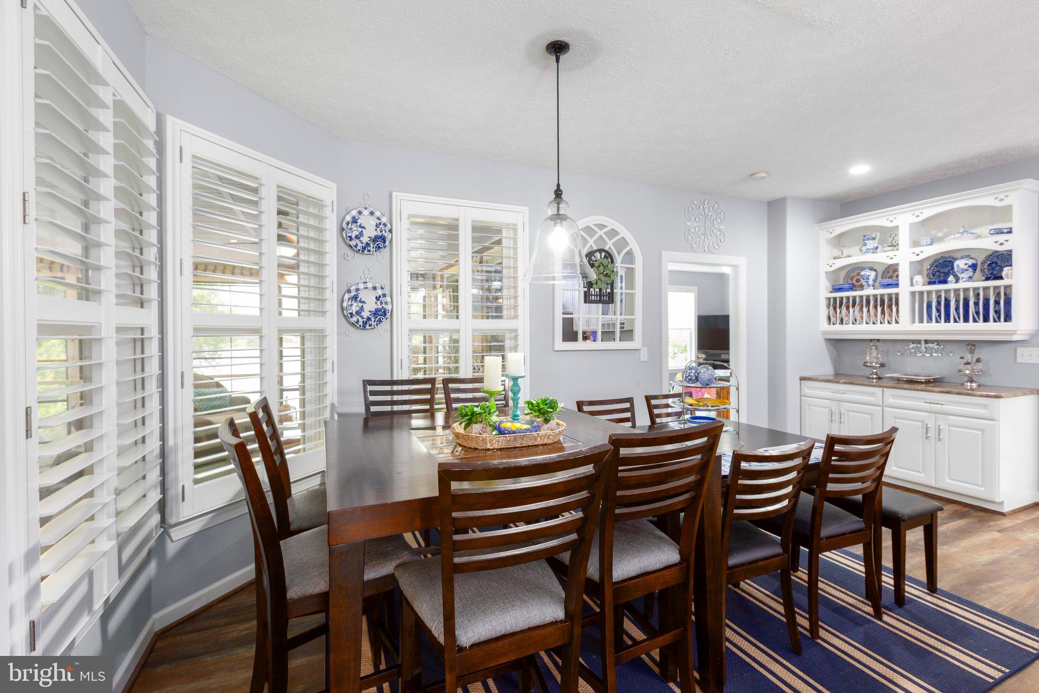 LONG ACRES - Residential