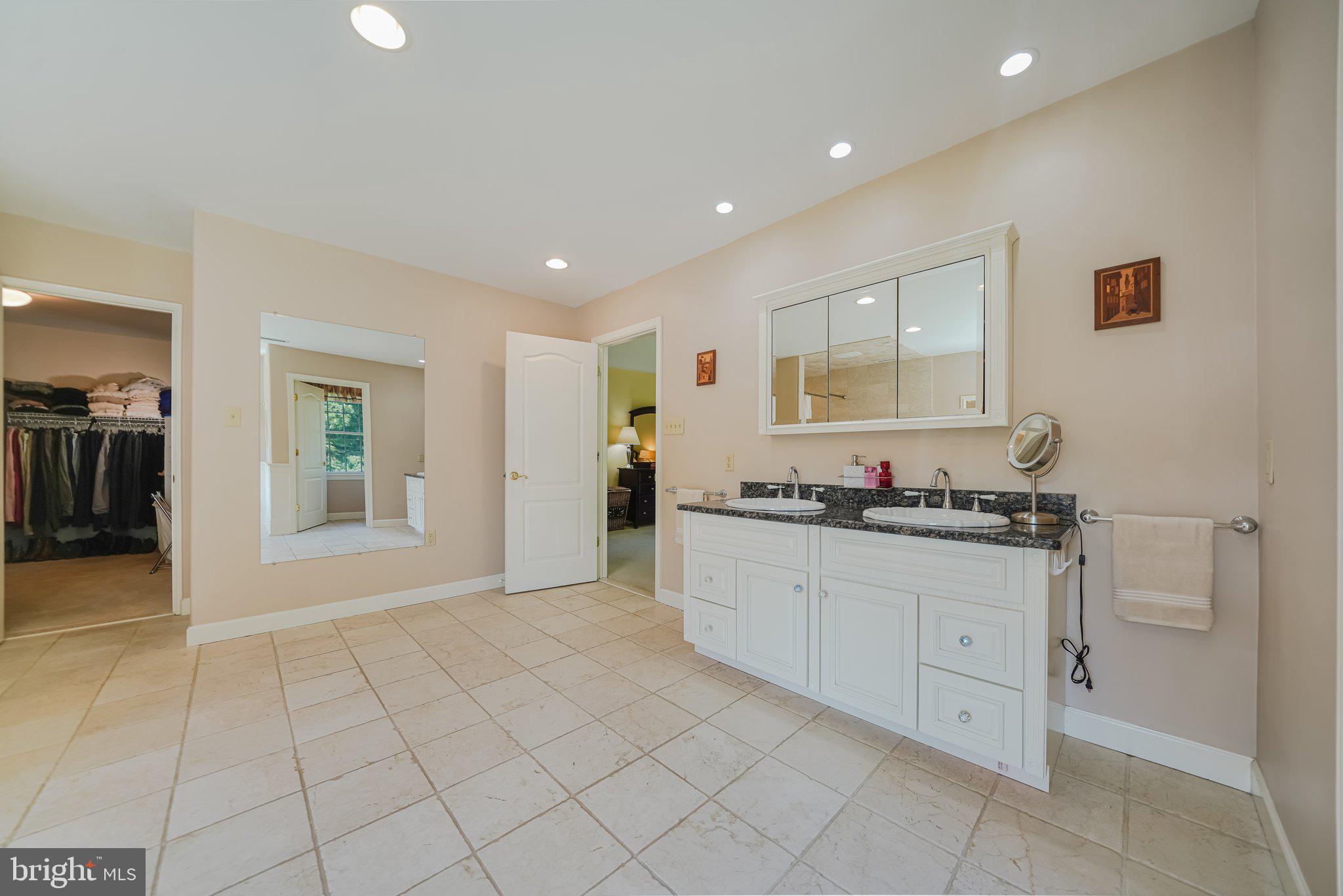 RAINTREE - Residential