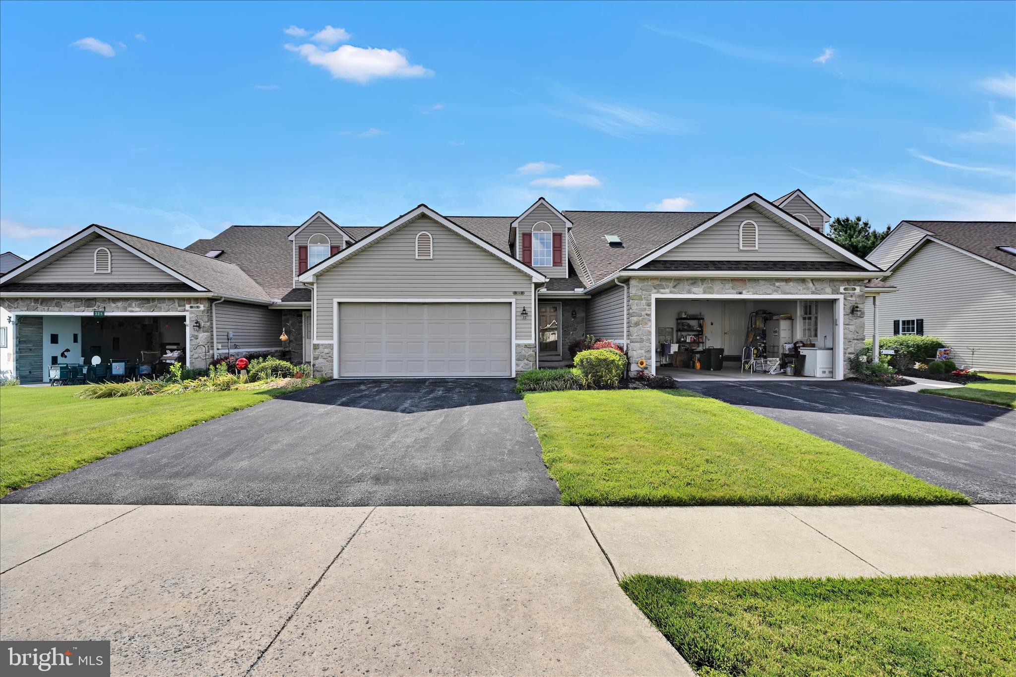 GRANDVIEW MEADOWS - Residential