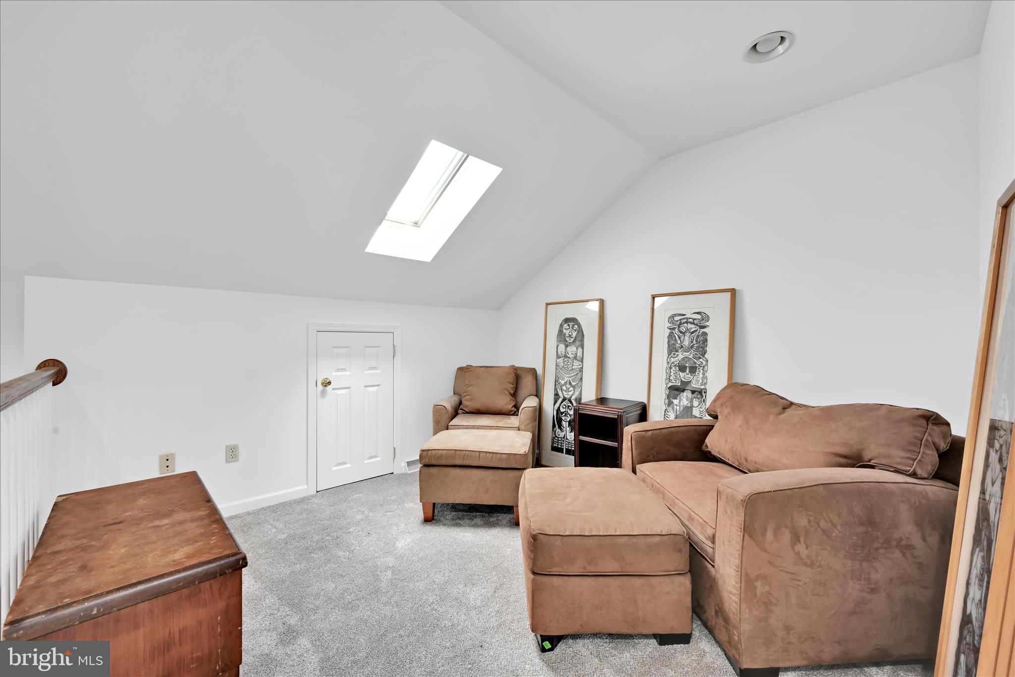 GRANDVIEW MEADOWS - Residential
