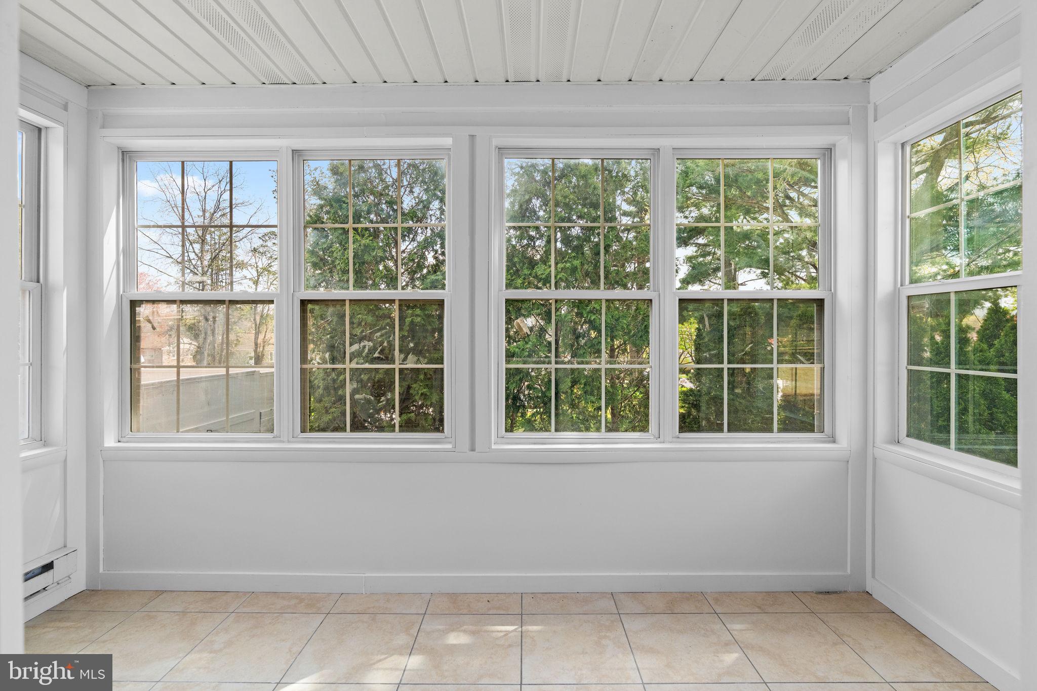 BROOKFIELD MANOR - Residential