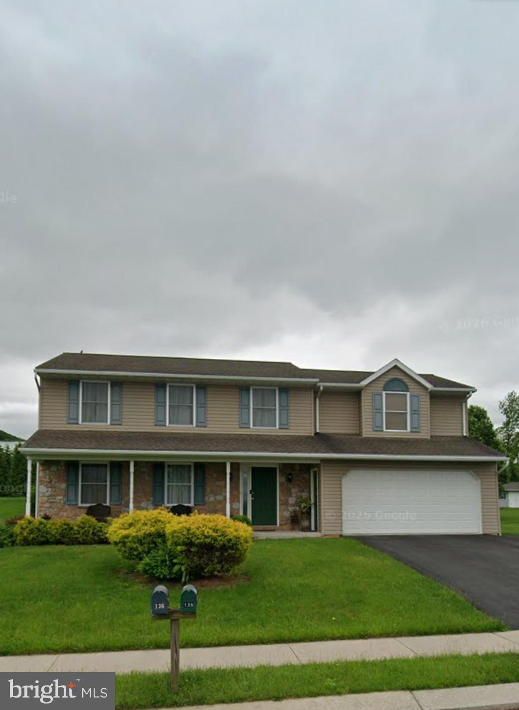 NEWBURG VILLAGE - Residential