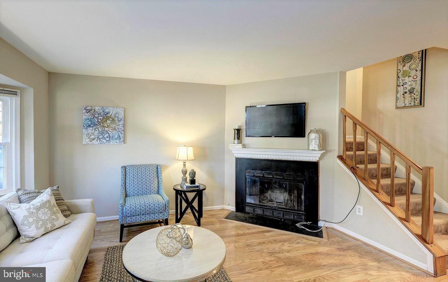 YACHT CLUB AT SEQUOIA VILLAGE - Residential Lease
