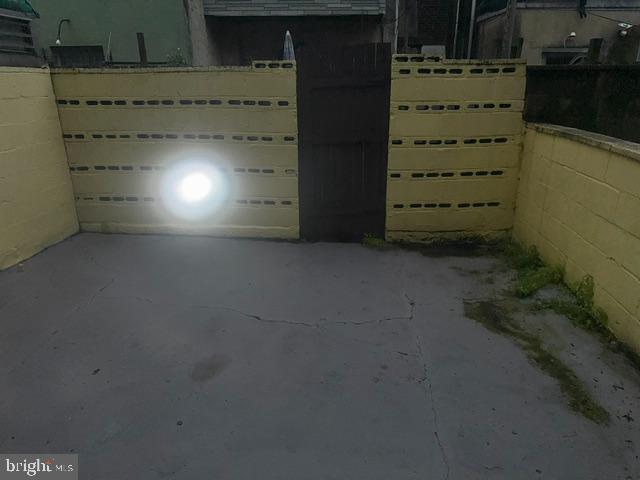 LOWER MOYAMENSING - Residential