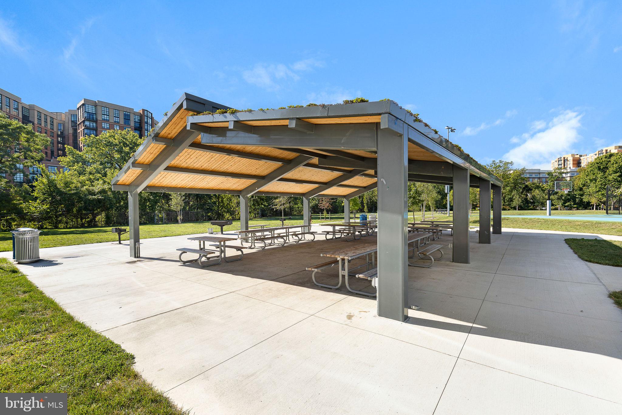 FAIRLINGTON VILLAGES - Residential