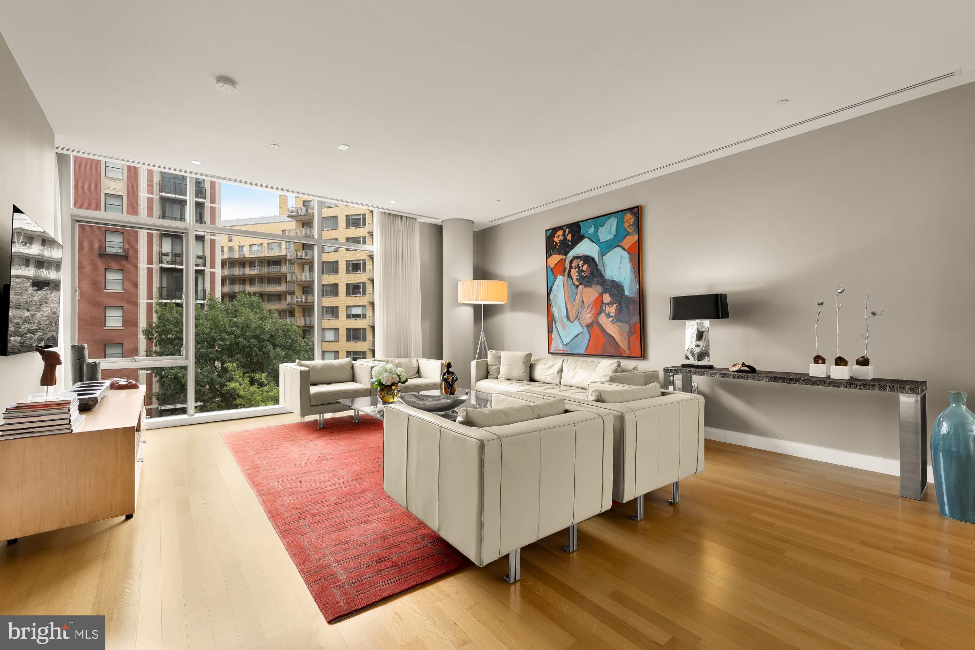 WEST END - Residential