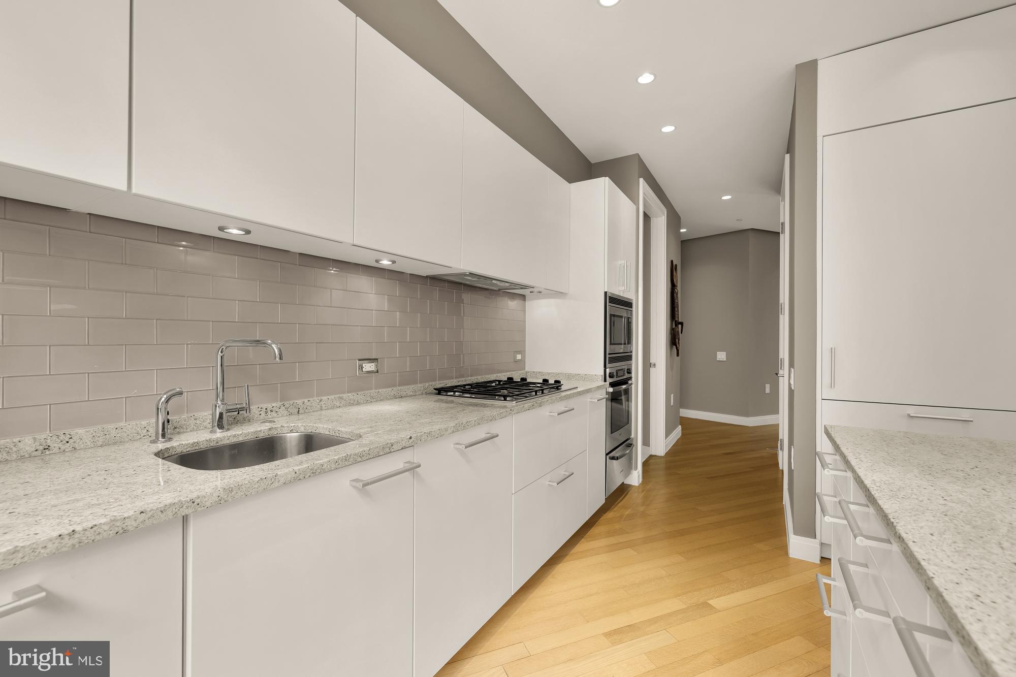 WEST END - Residential