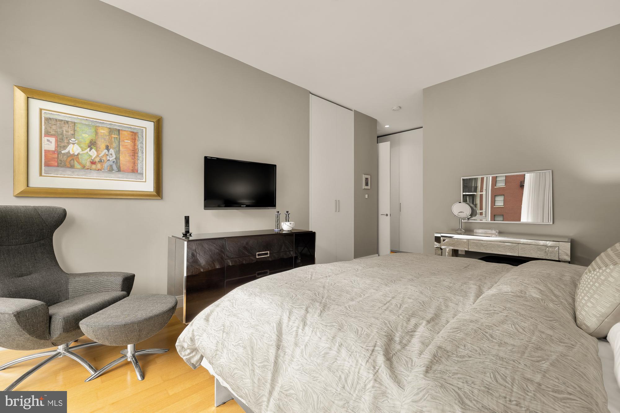 WEST END - Residential