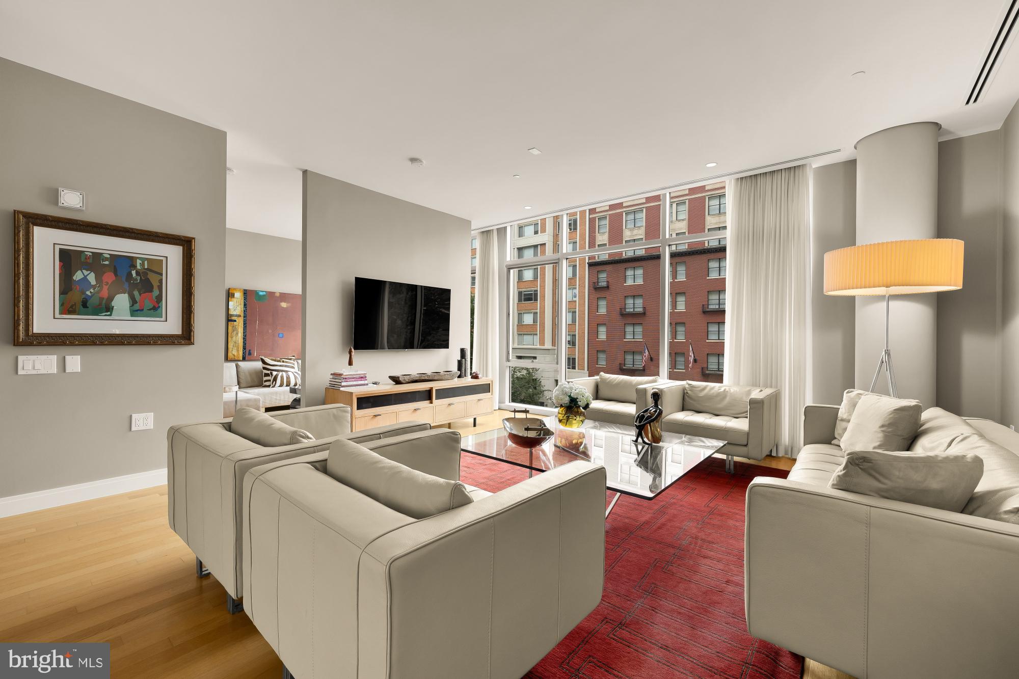 WEST END - Residential