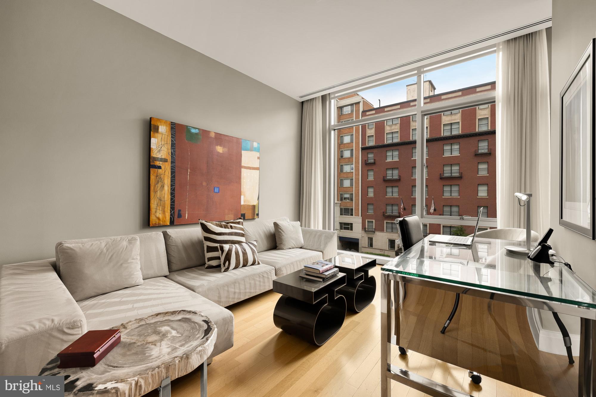 WEST END - Residential