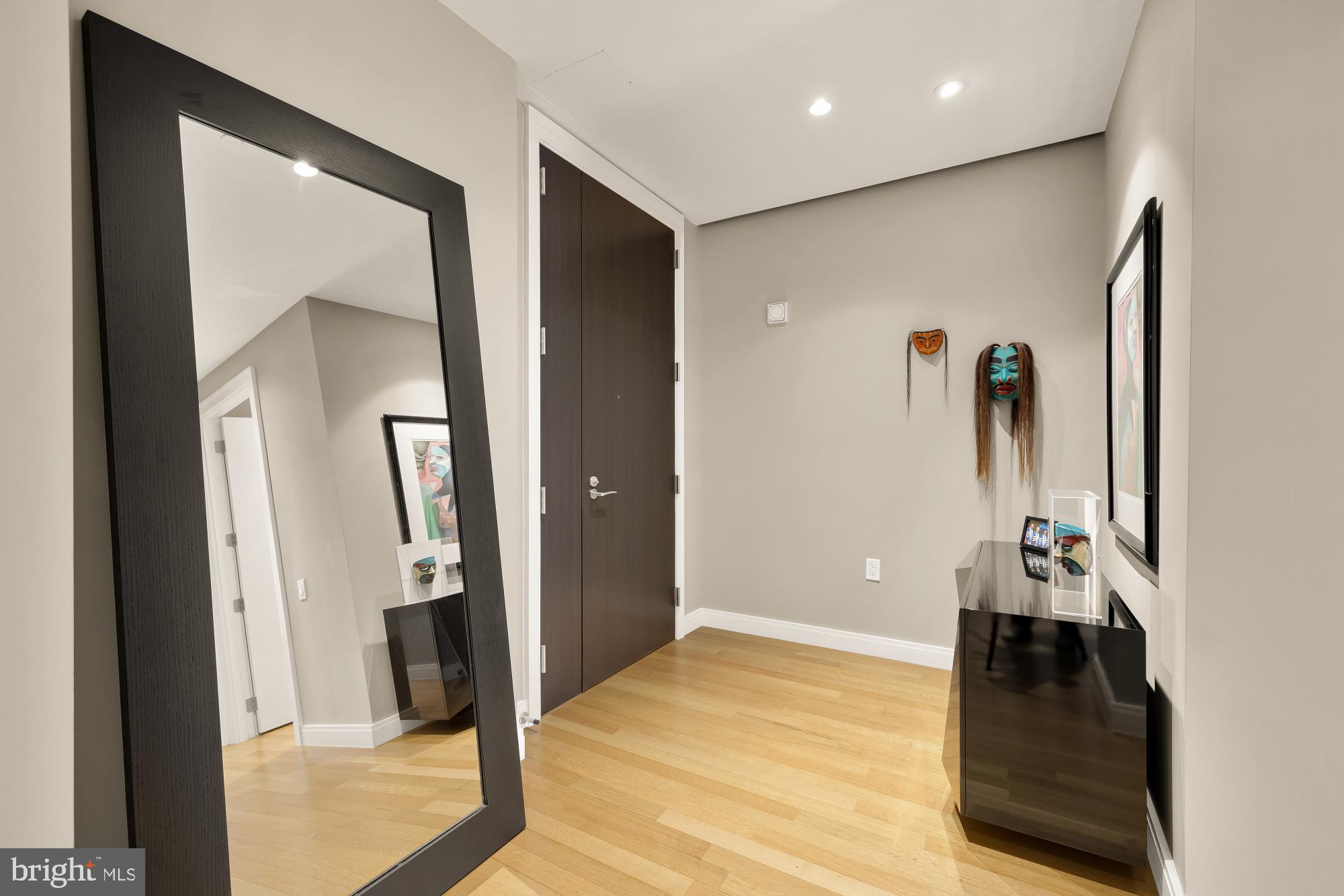 WEST END - Residential