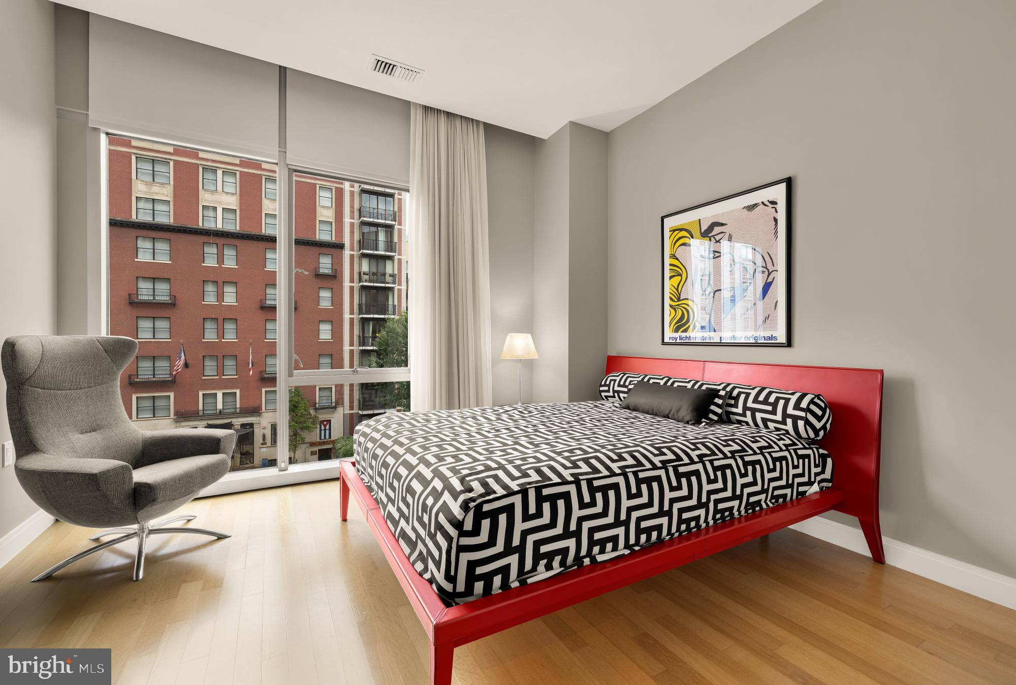 WEST END - Residential