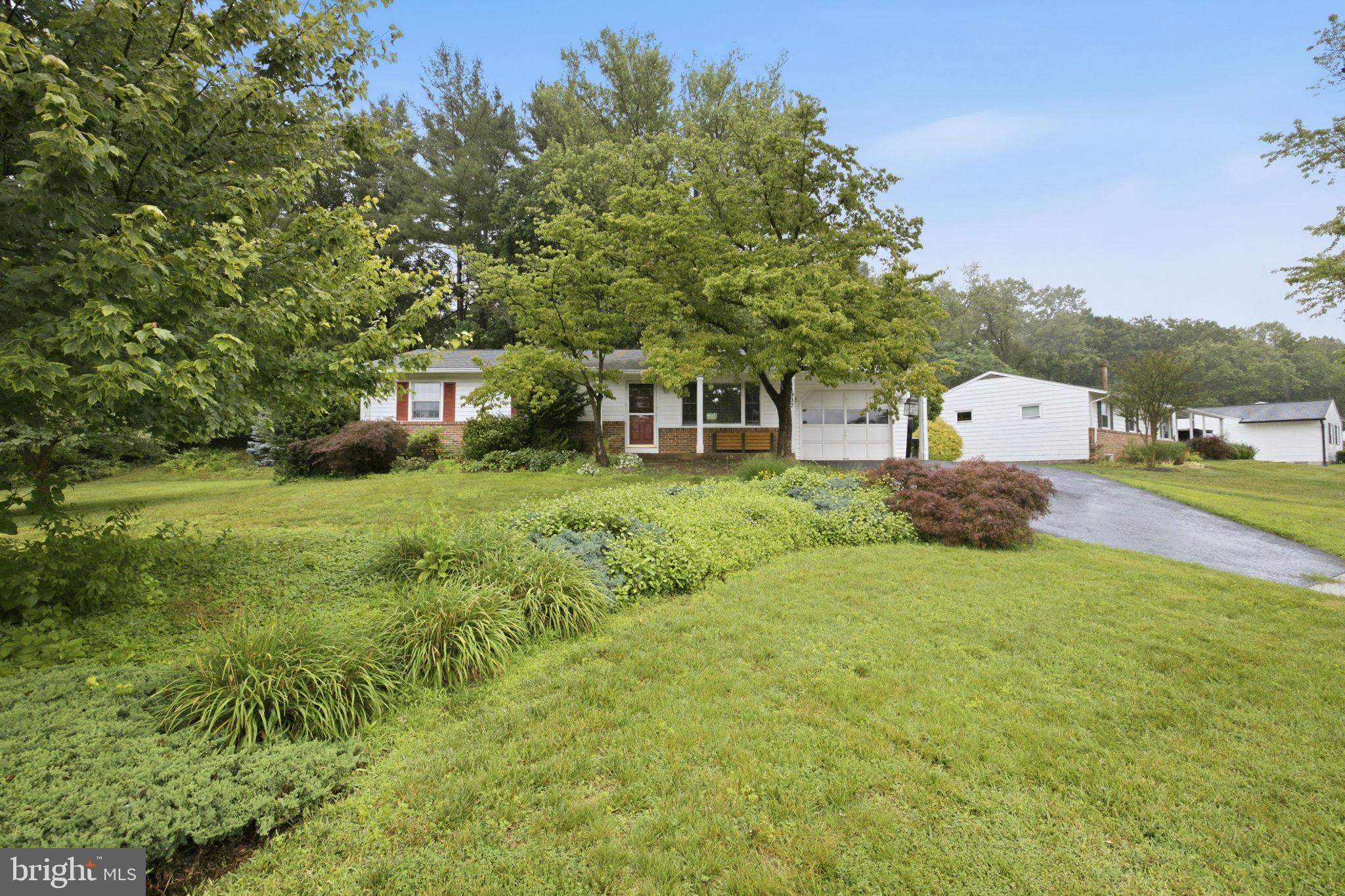 QUINCE ORCHARD VALLEY - Residential