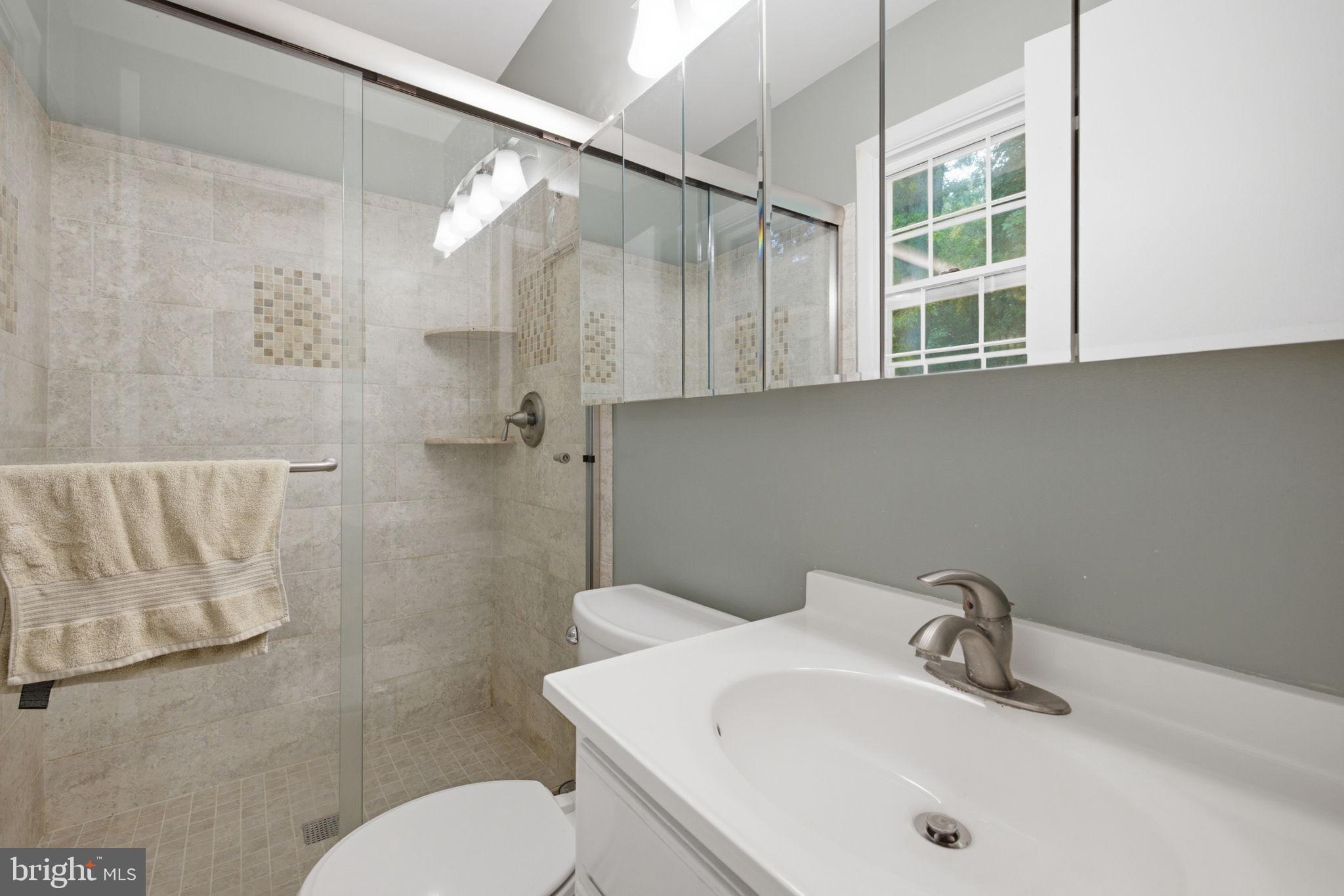 QUINCE ORCHARD VALLEY - Residential