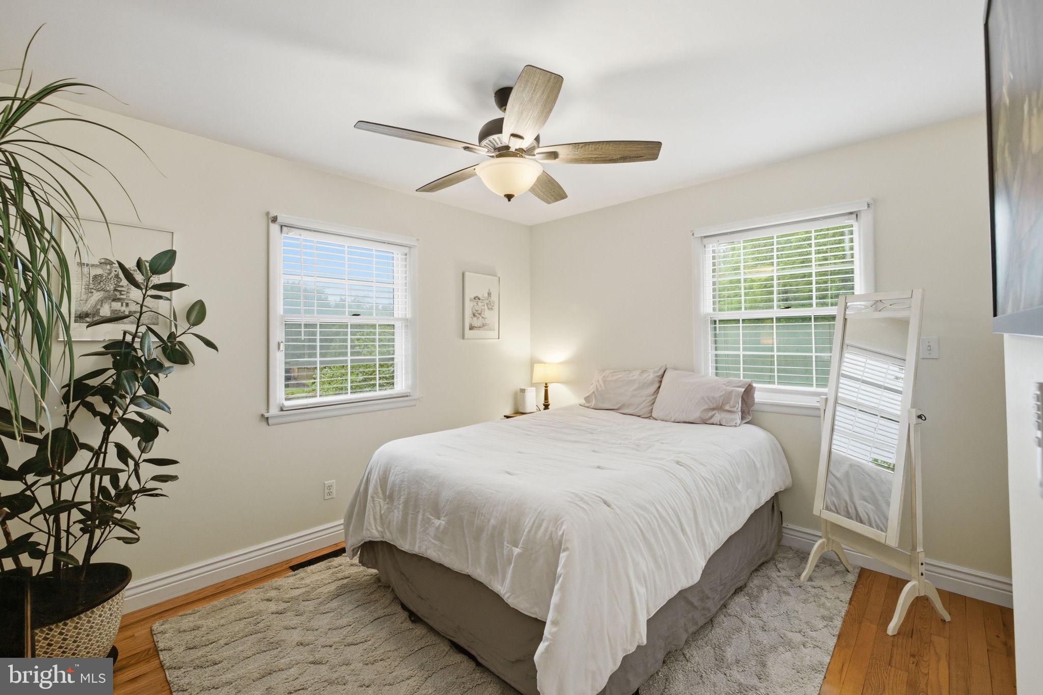 QUINCE ORCHARD VALLEY - Residential