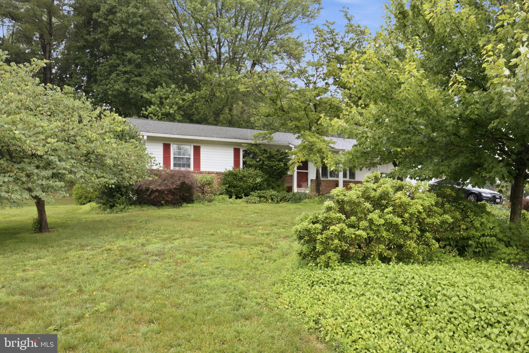QUINCE ORCHARD VALLEY - Residential