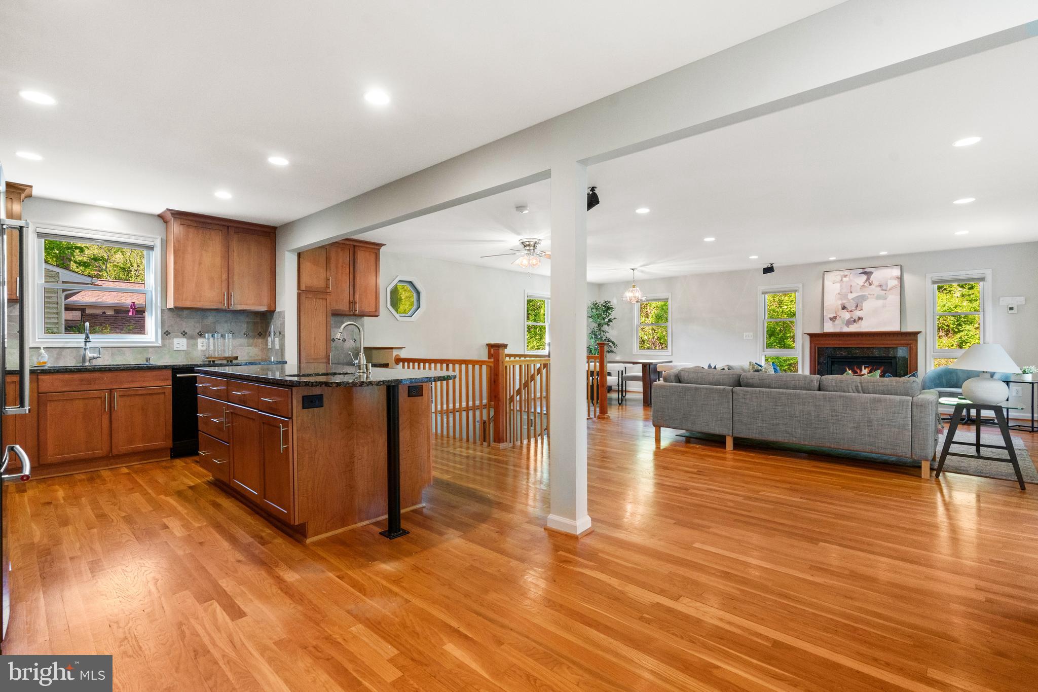 FAIRFAX HOMES - Residential