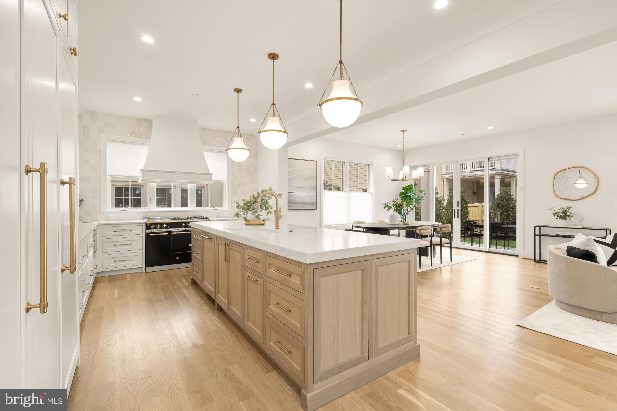 NORWOOD HEIGHTS - Residential