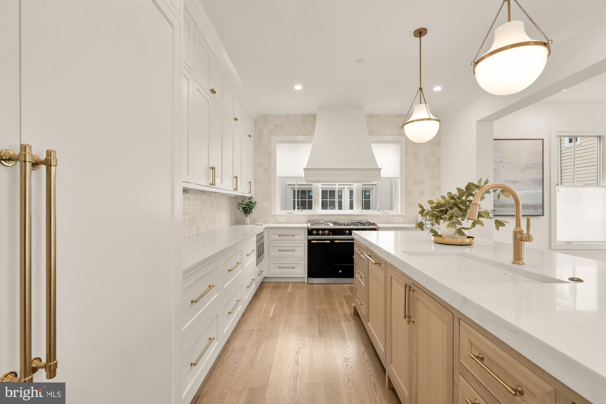 NORWOOD HEIGHTS - Residential